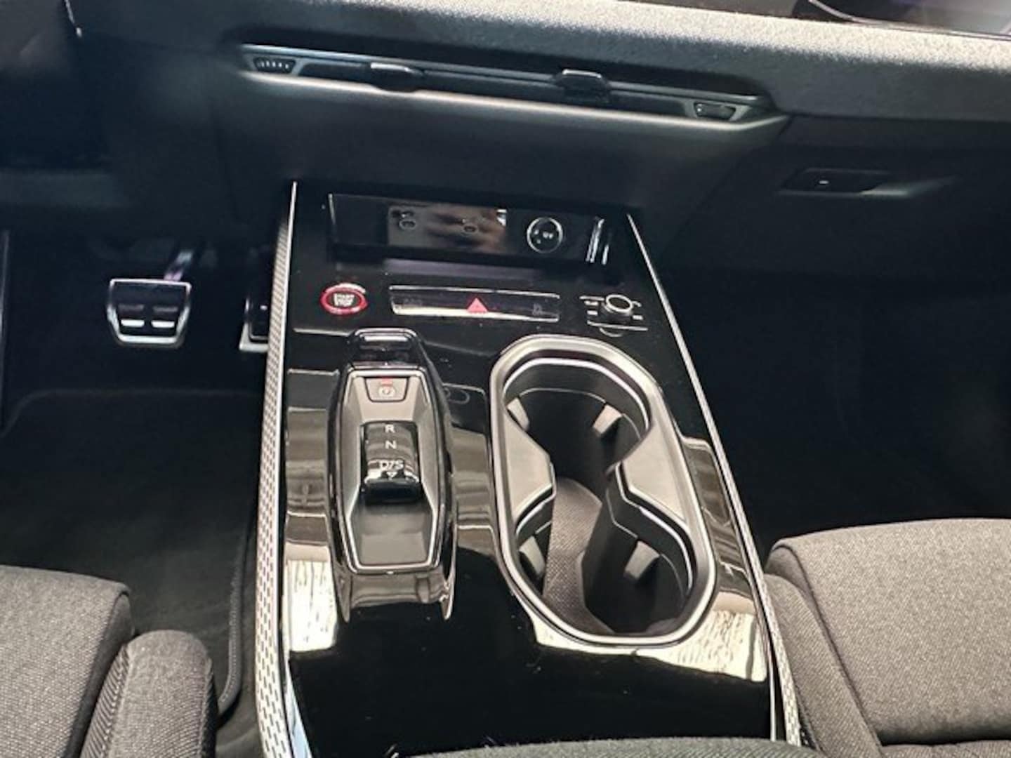 Bild über Audi A6 Limousine edition one TDI quattro 150 kW S tronic - für weitere Informationen kontaktieren Sie den Audi Partner