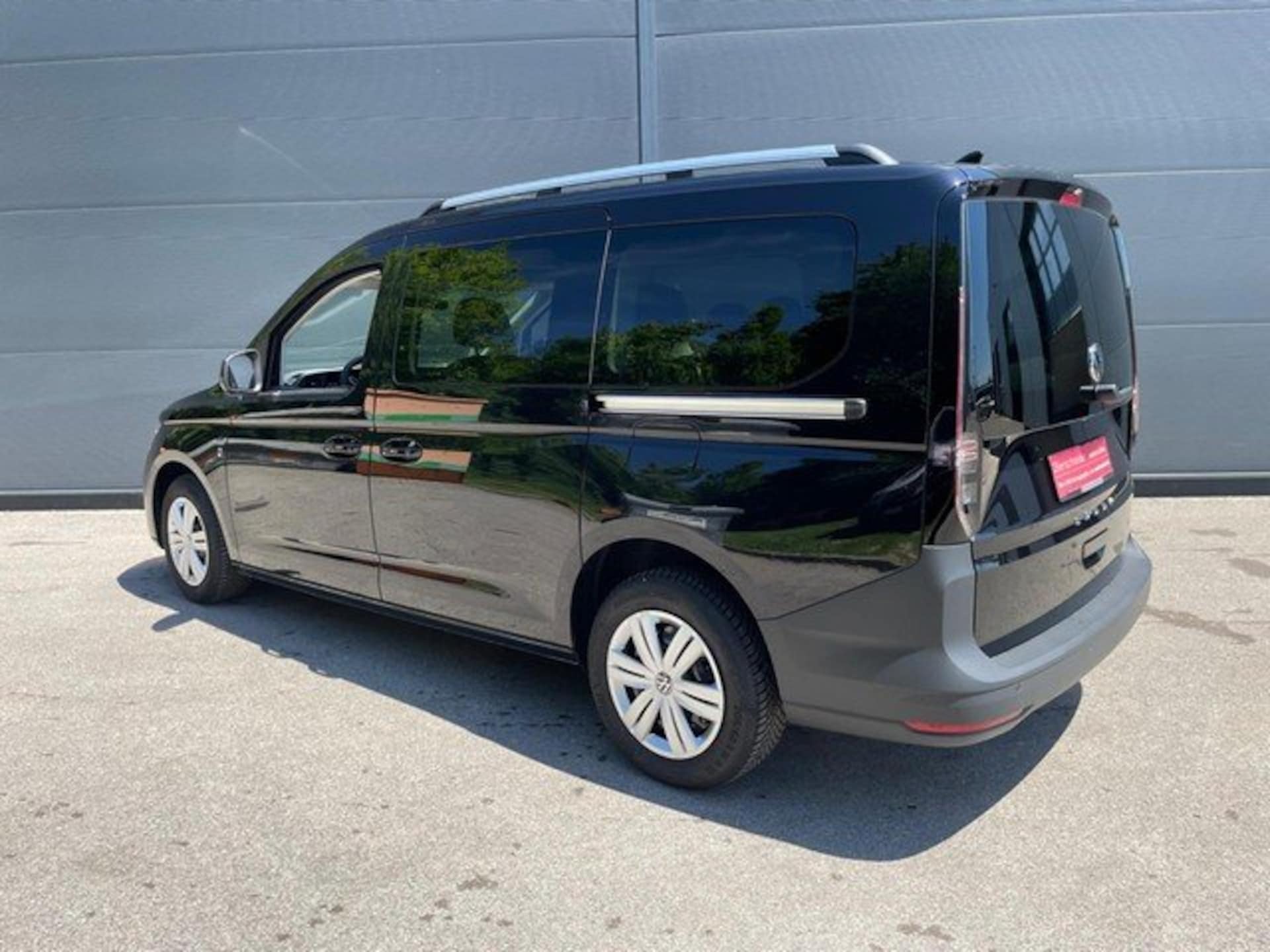 Volkswagen Caddy Maxi Basis-Modell