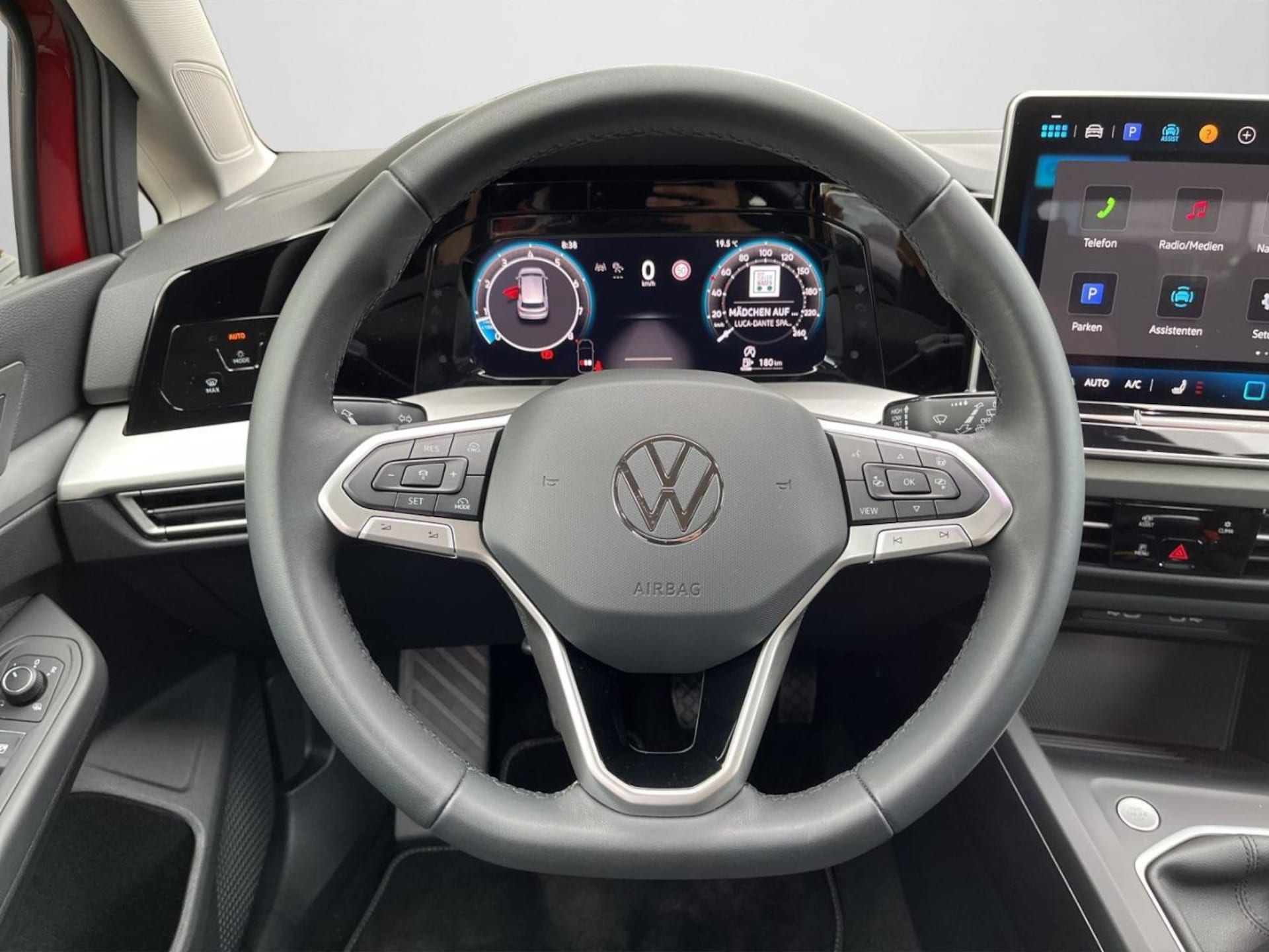 Volkswagen Golf Life