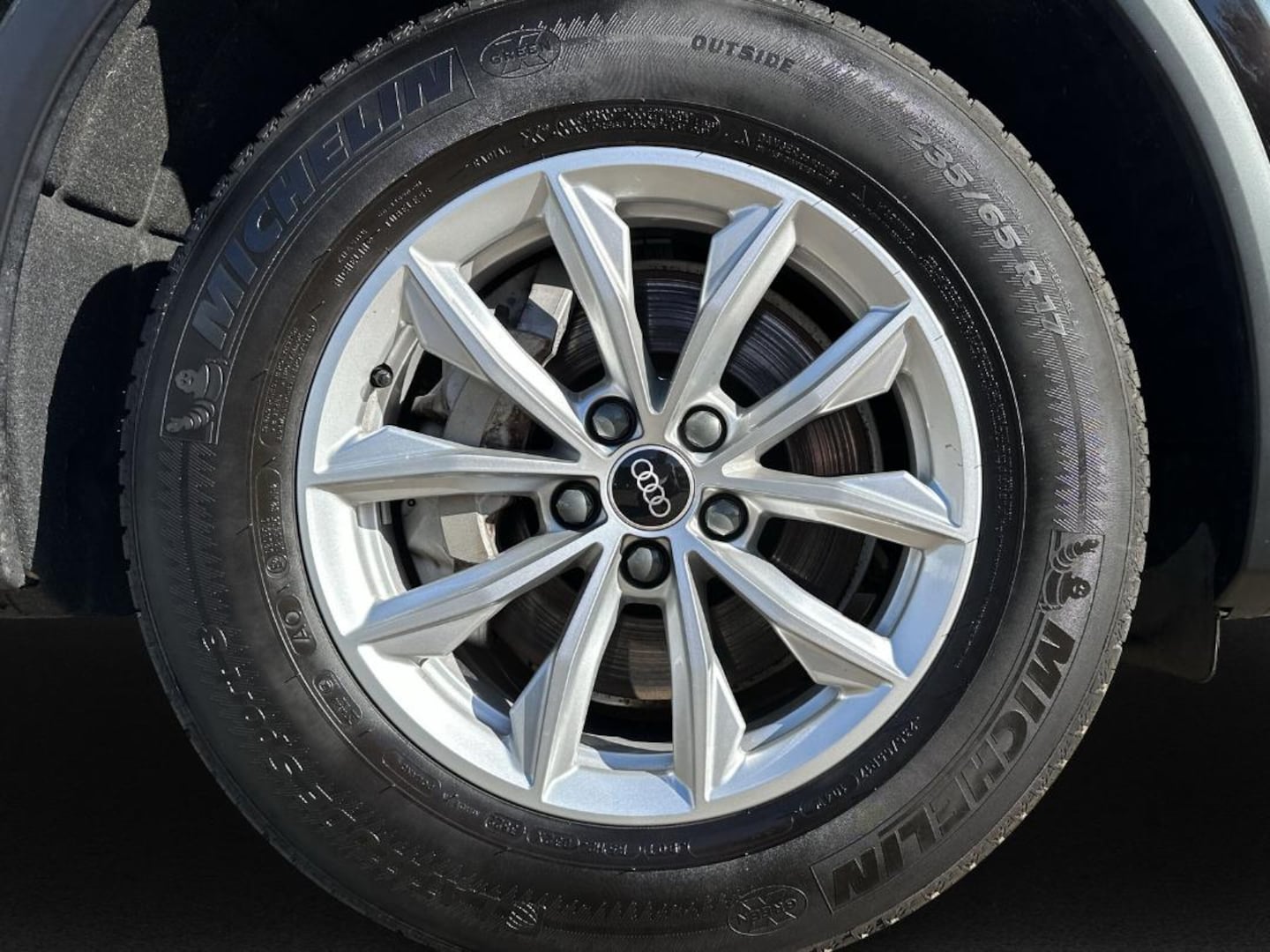 Bild über Audi Q5 40 TDI quattro S tronic - für weitere Informationen kontaktieren Sie den Audi Partner