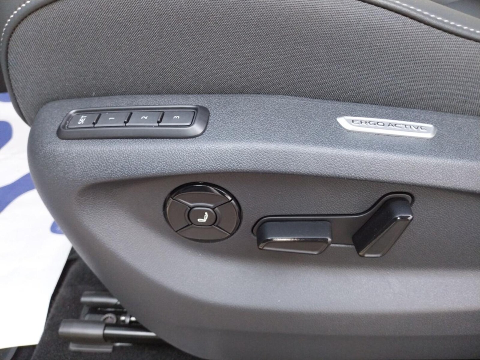 Volkswagen Tiguan – Bild 8