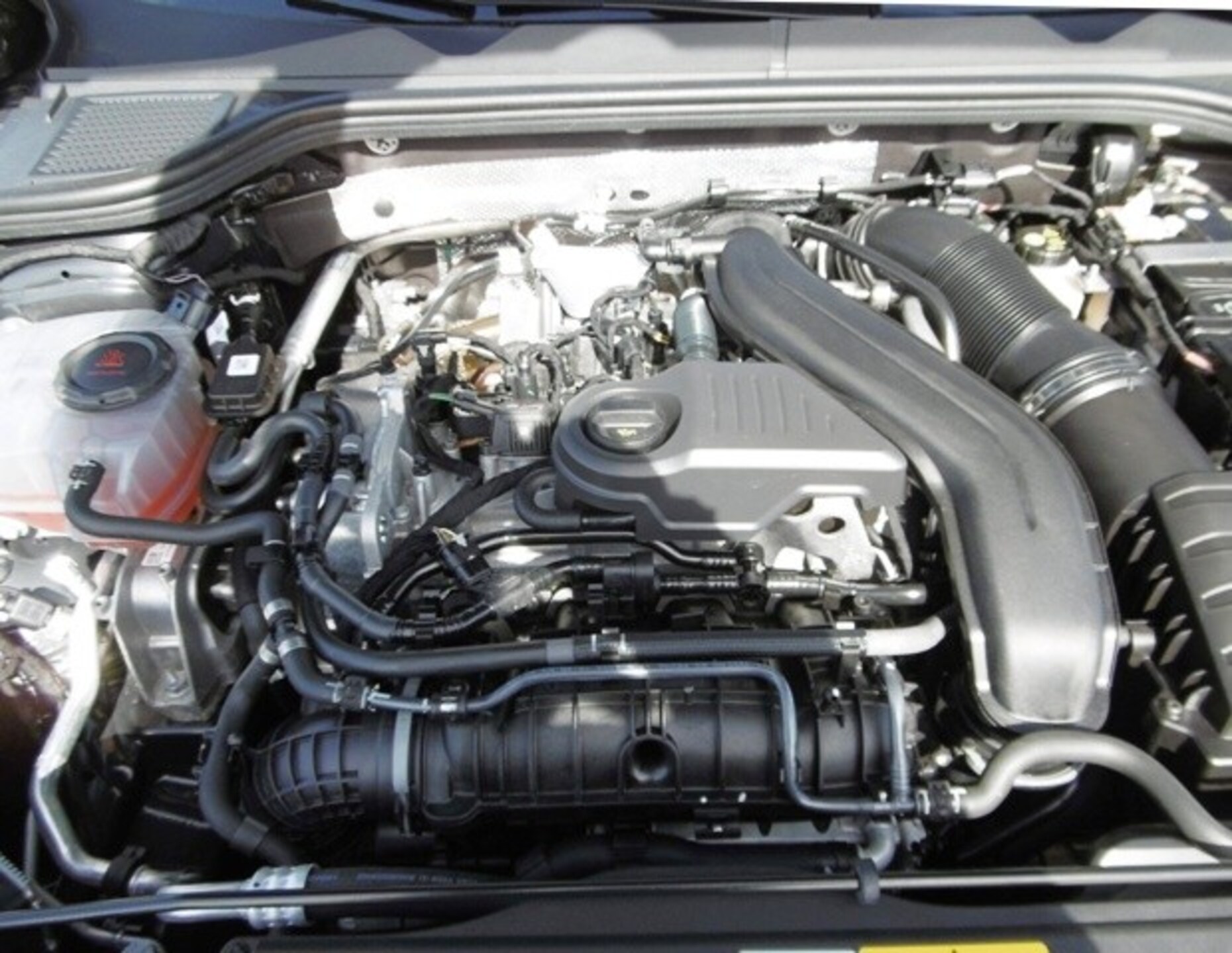 Volkswagen Golf Life