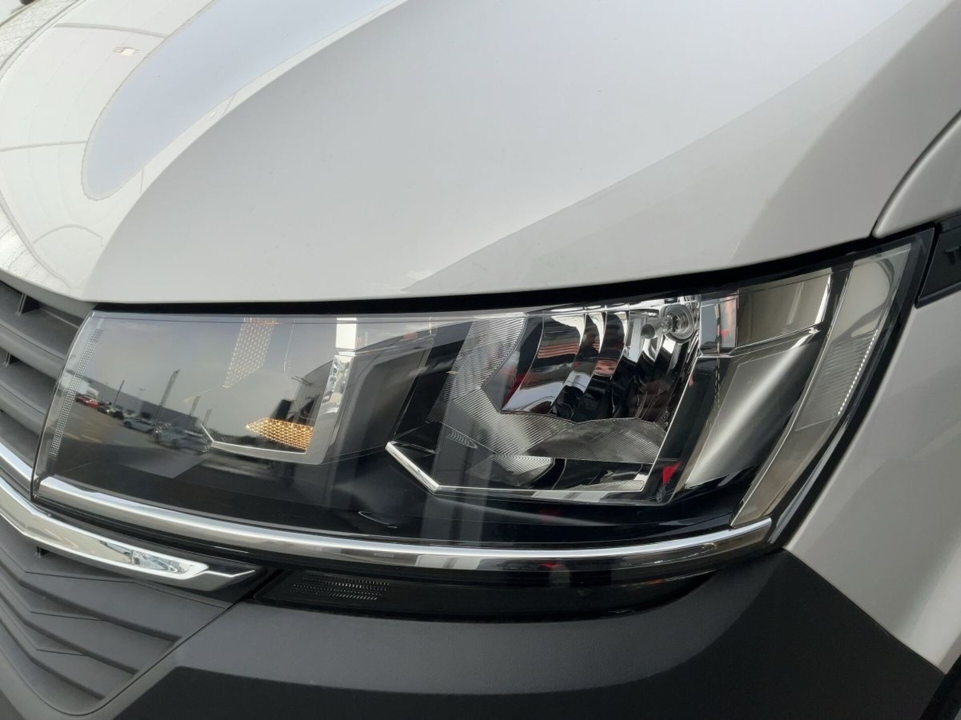 Volkswagen T6.1 Transporter Kasten langer Radstand
