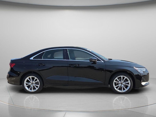 2025 Audi A3 Premium - Photo 9