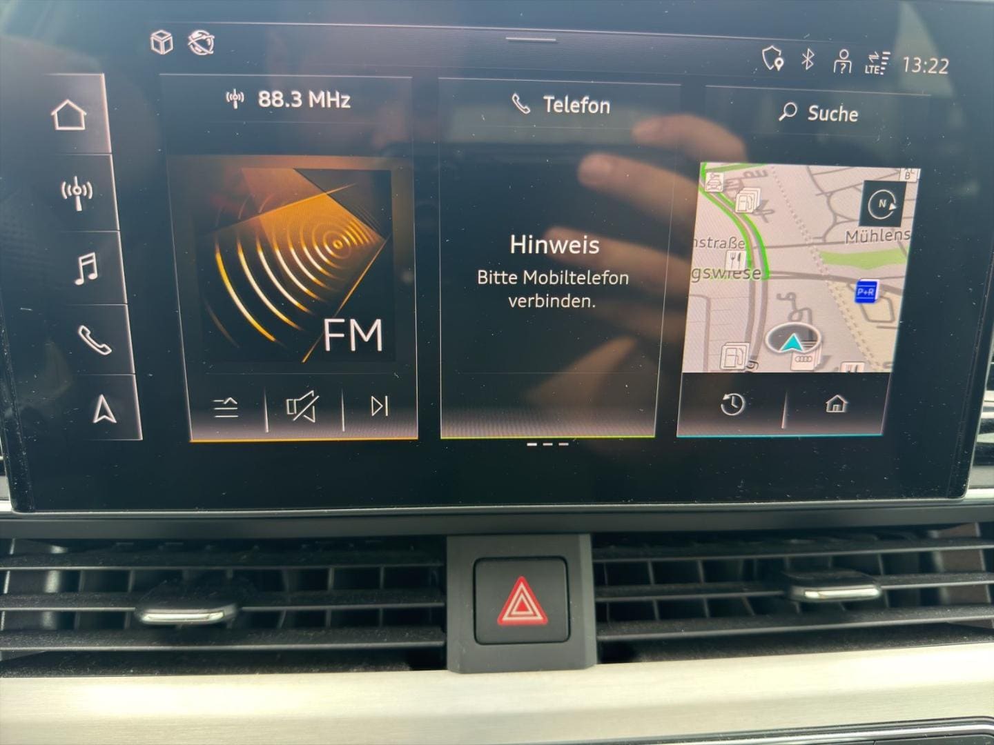 Bild über Audi A4 Avant S line 40 TFSI S tronic - für weitere Informationen kontaktieren Sie den Audi Partner