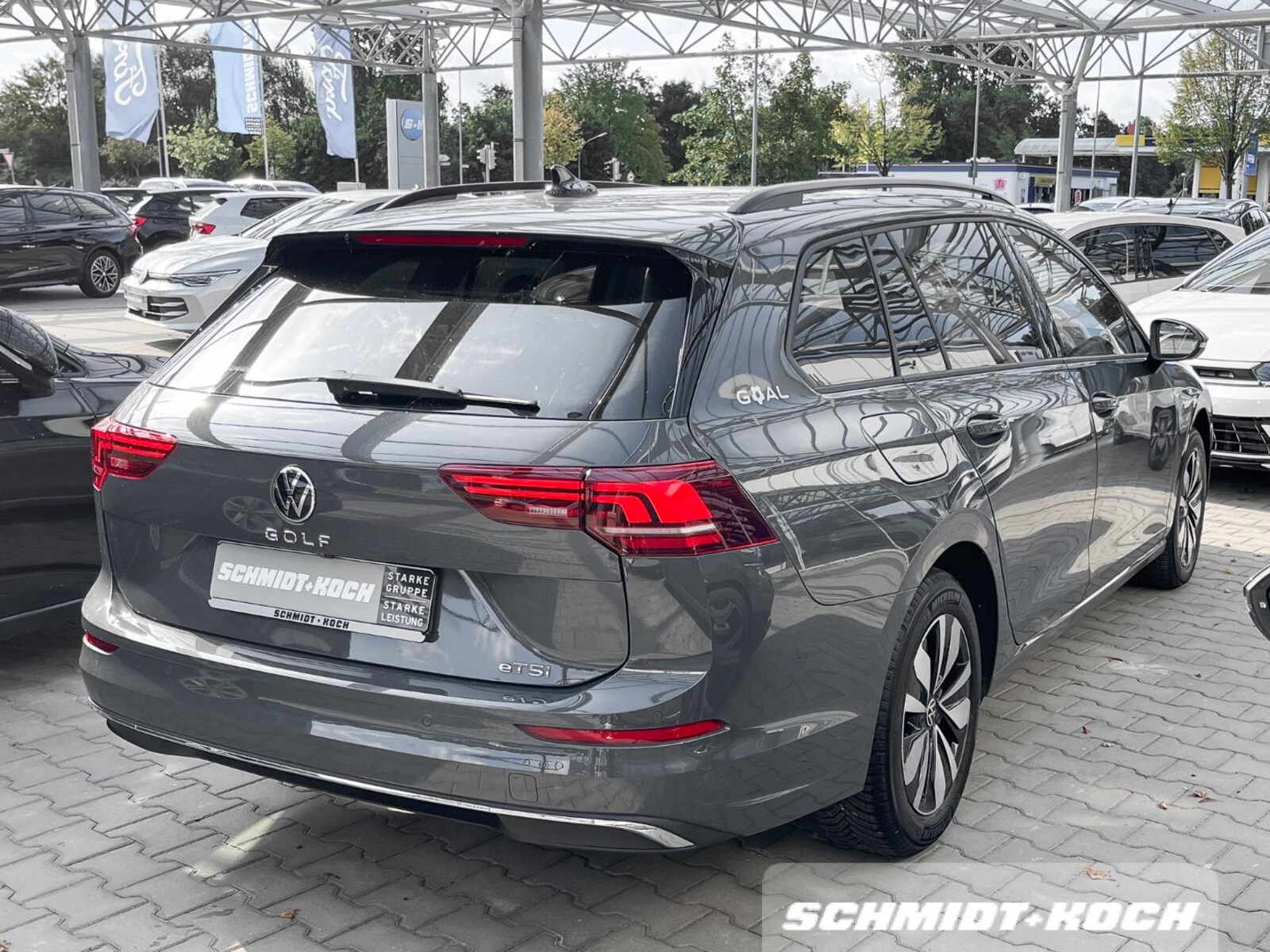 Volkswagen Golf Variant – Bild 3