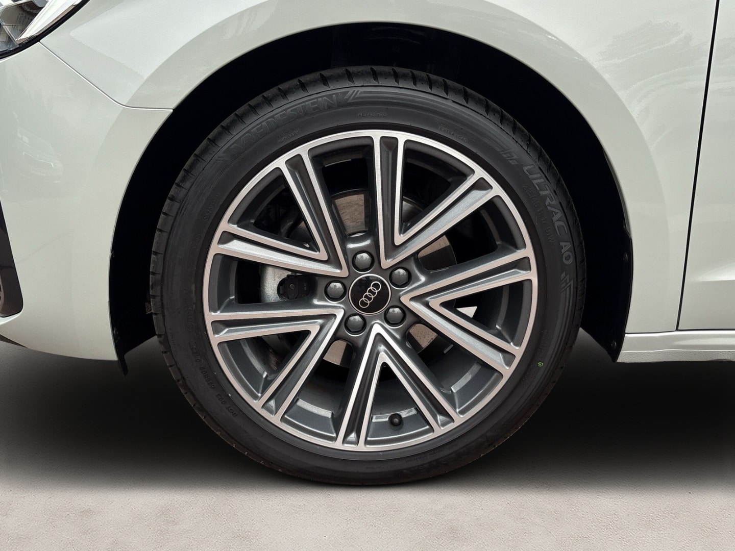 Bild über Audi A1 Sportback advanced 30 TFSI S tronic - für weitere Informationen kontaktieren Sie den Audi Partner