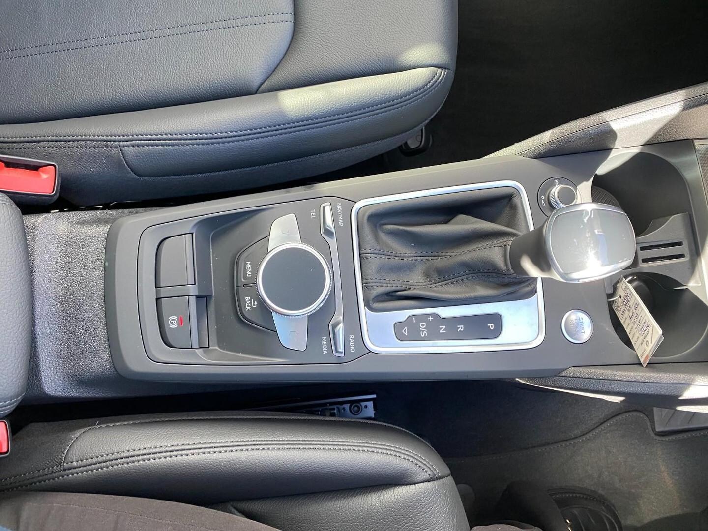 Image about Audi Q2 35 TFSI S tronic