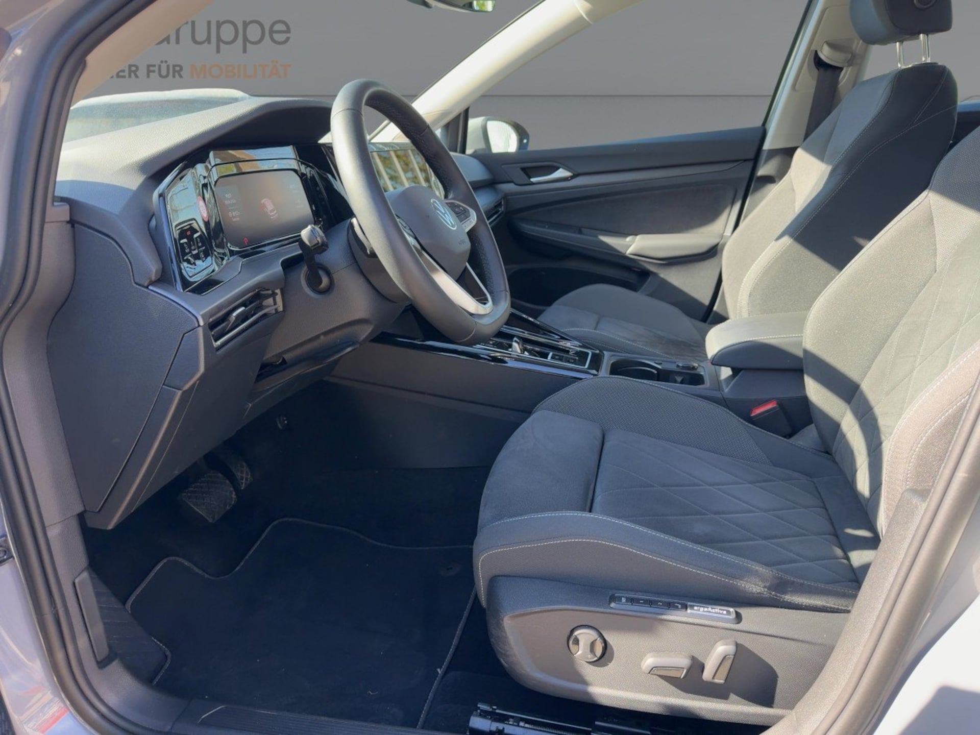 Volkswagen Golf Style