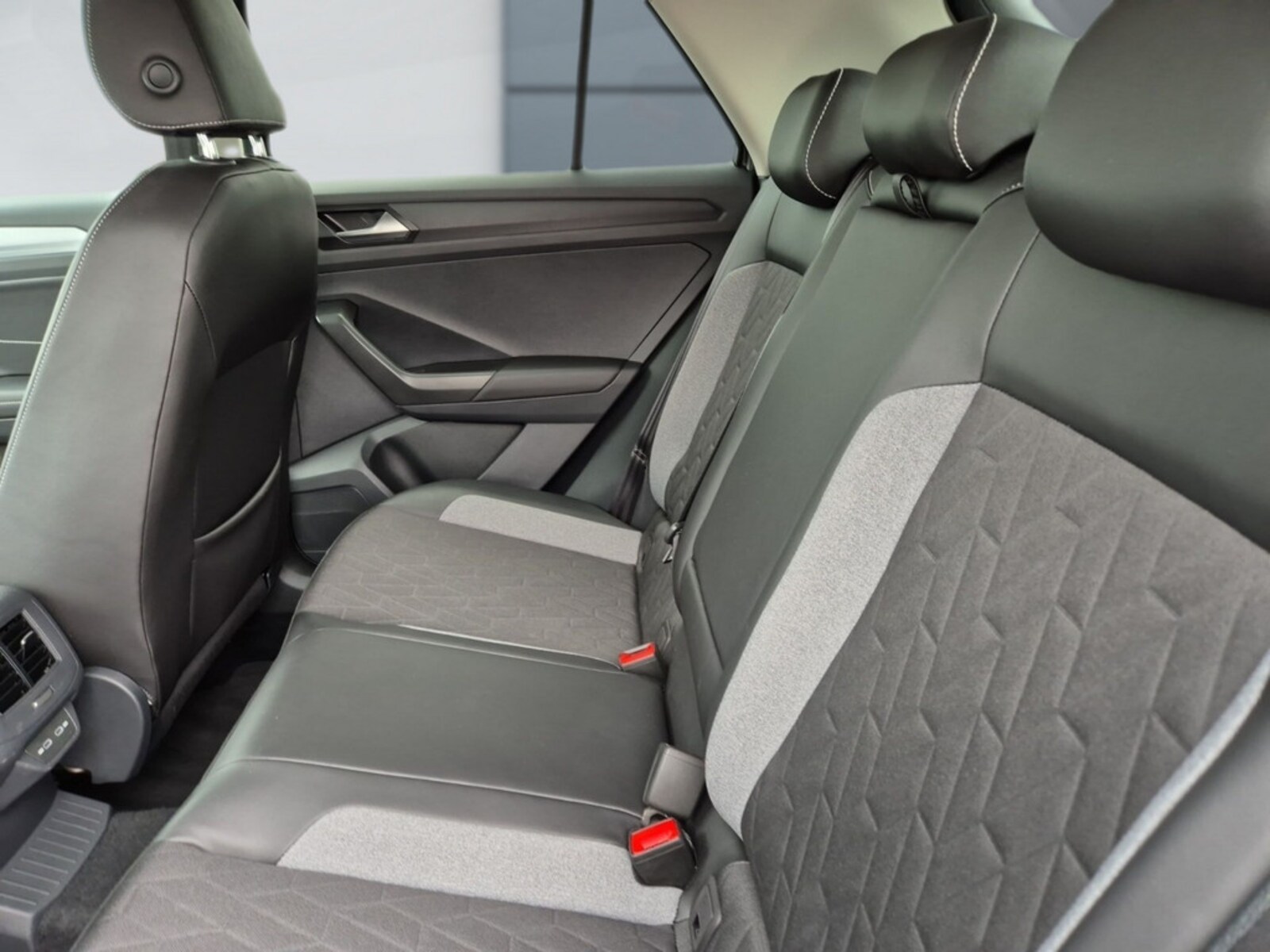 Volkswagen T-Roc – Bild 10