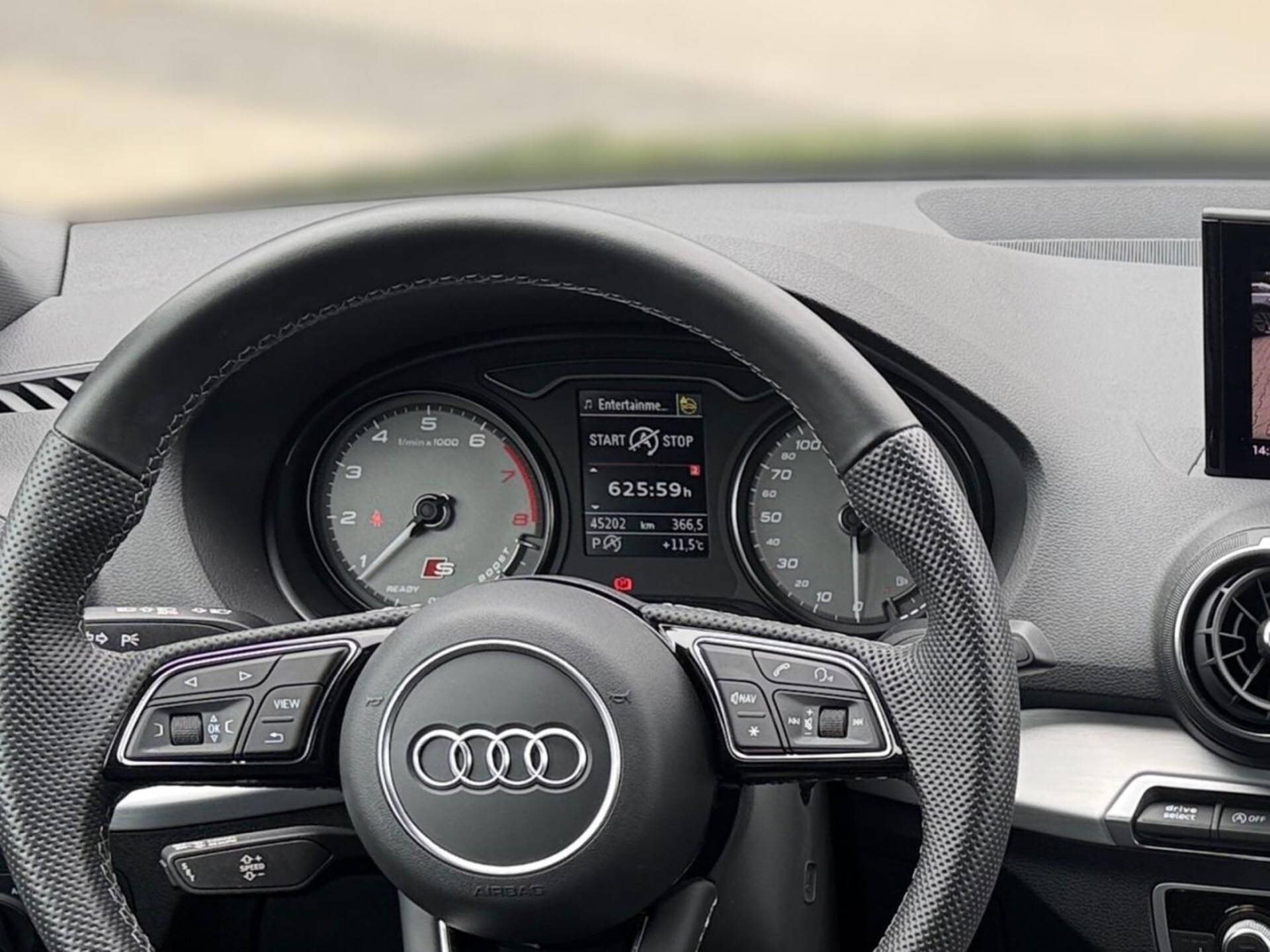 Audi SQ2