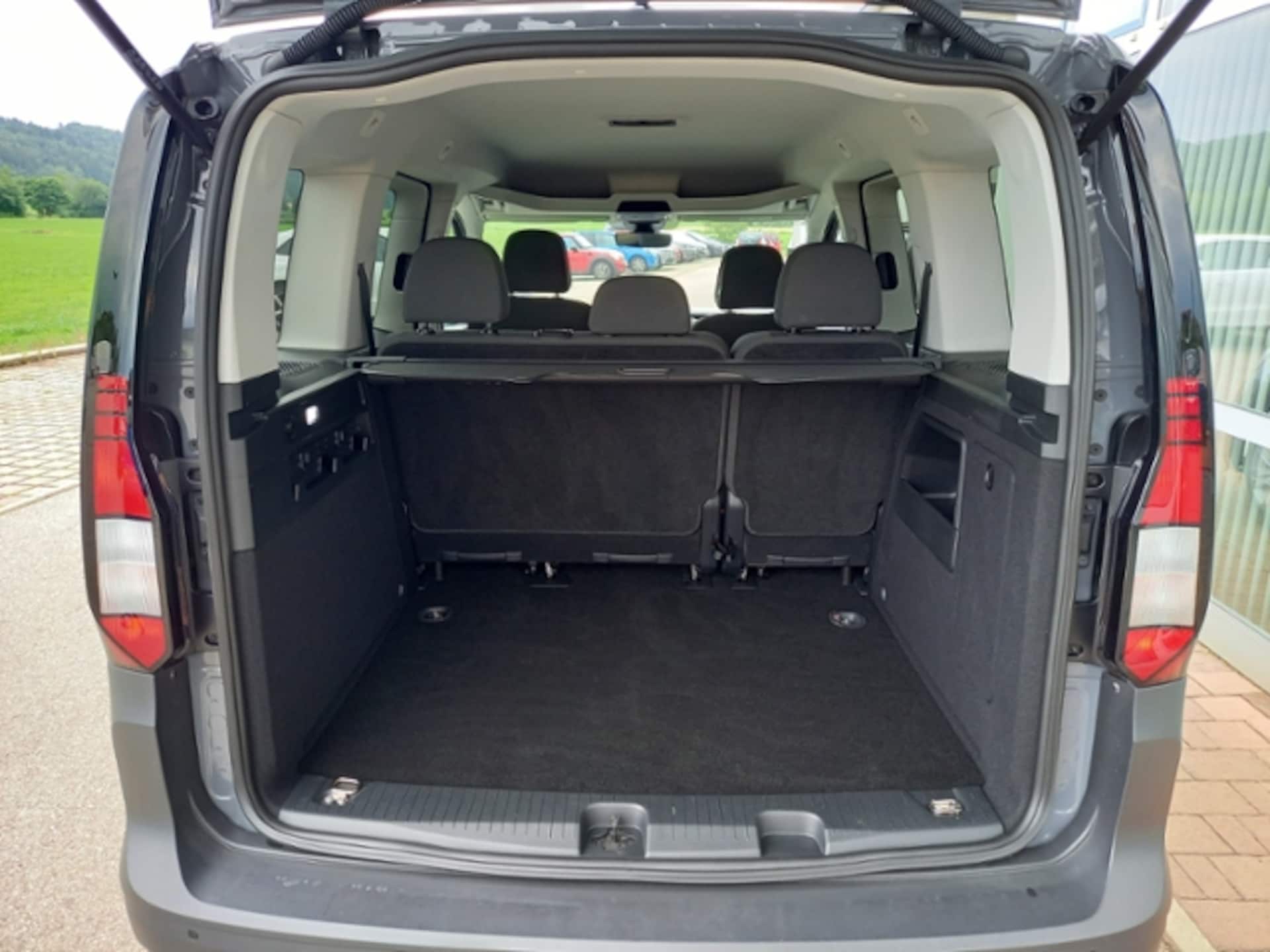 Volkswagen Caddy Basis-Modell