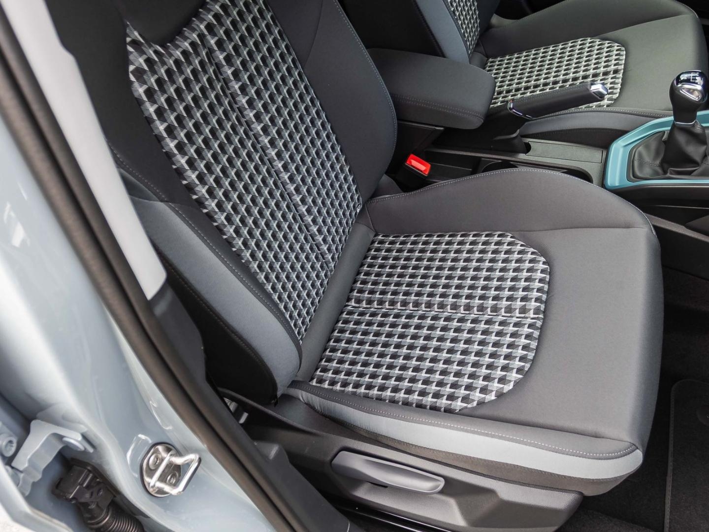Bild über Audi A1 Sportback advanced 25 TFSI Schaltgetriebe - für weitere Informationen kontaktieren Sie den Audi Partner