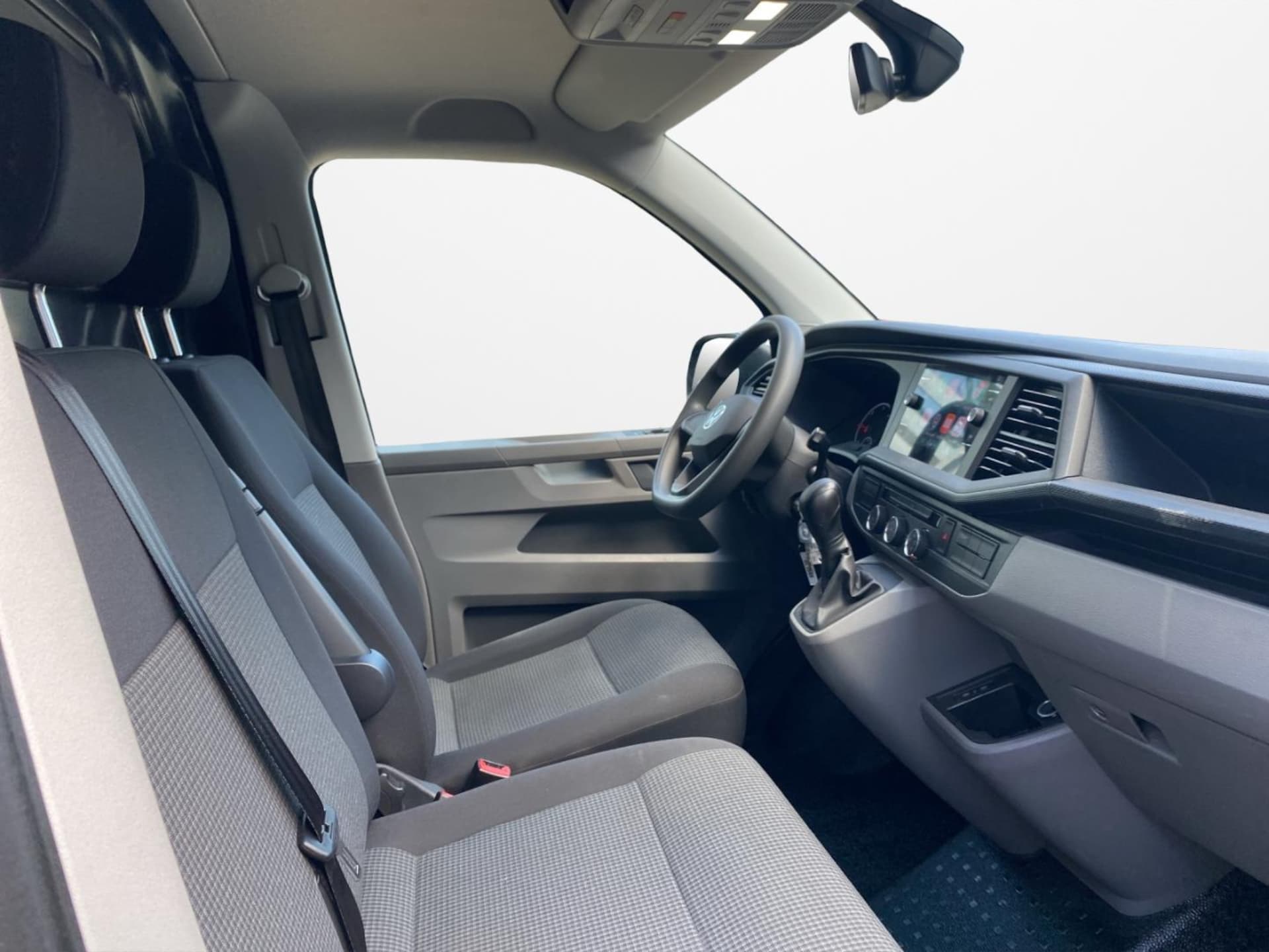 Volkswagen T6.1 Transporter Kasten langer Radstand