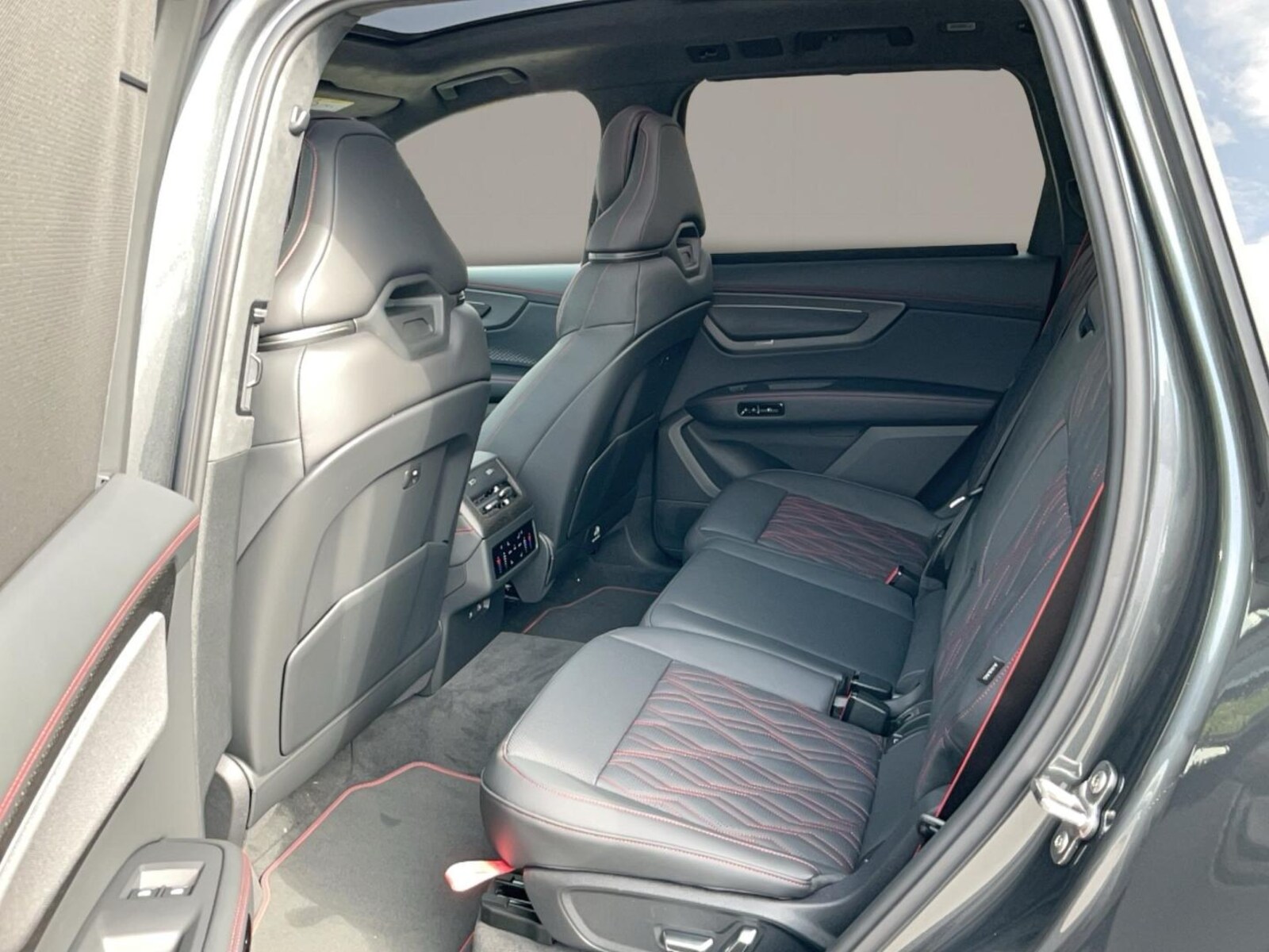 Audi Q7 – Bild 13