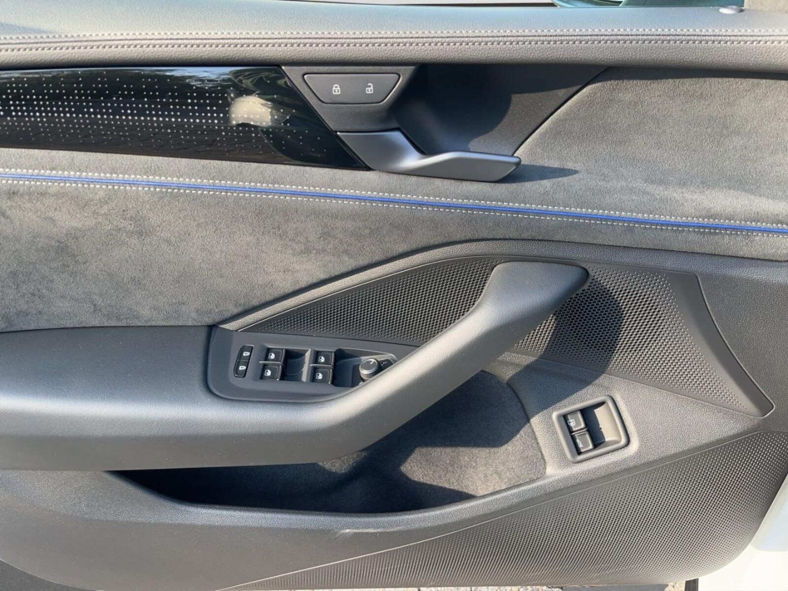 Volkswagen Passat – Bild 13