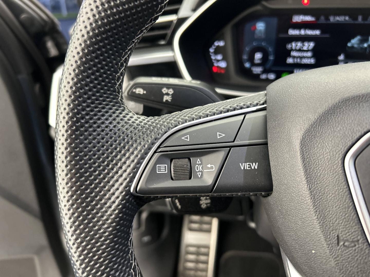 Image about Audi Q3 TFSI e S line 45 TFSI e 180 kW (245 ch) S tronic