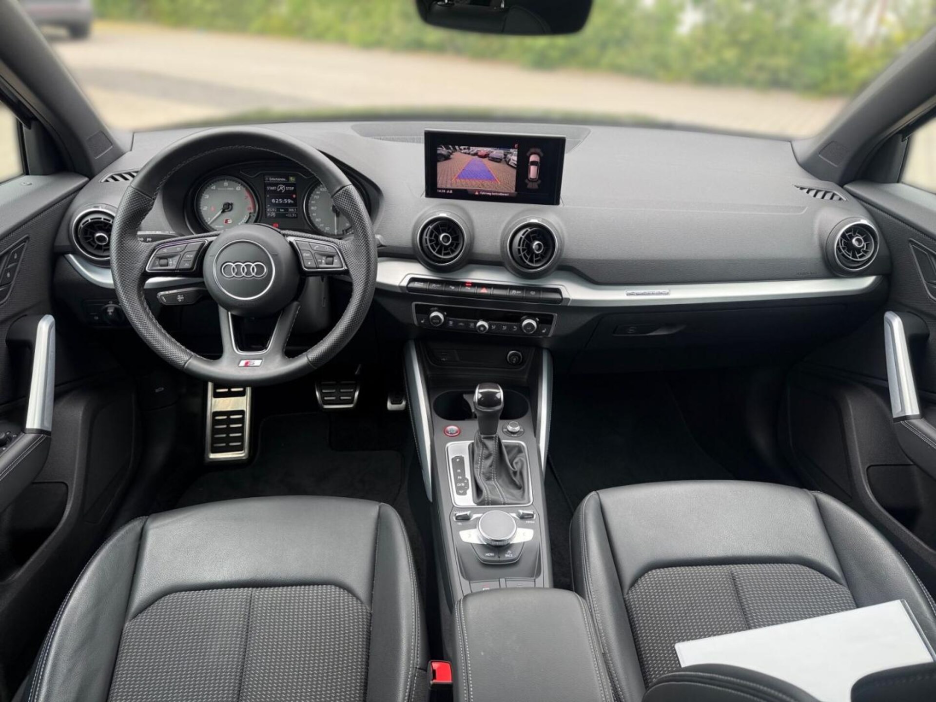 Audi SQ2