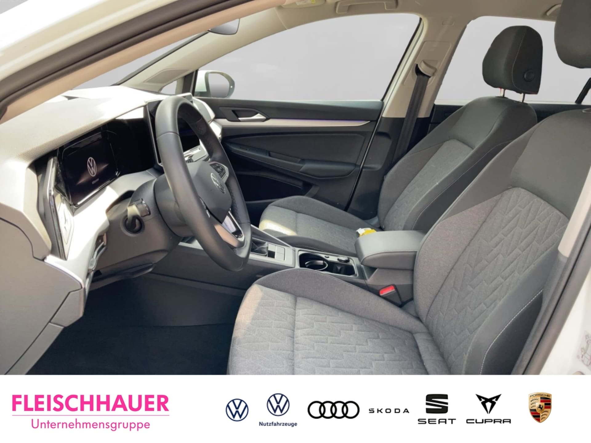 Volkswagen Golf Life