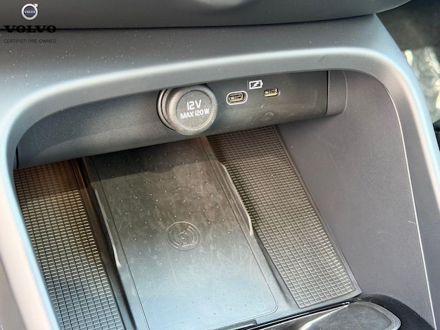 2026 Volvo XC40 Plus - Photo 33