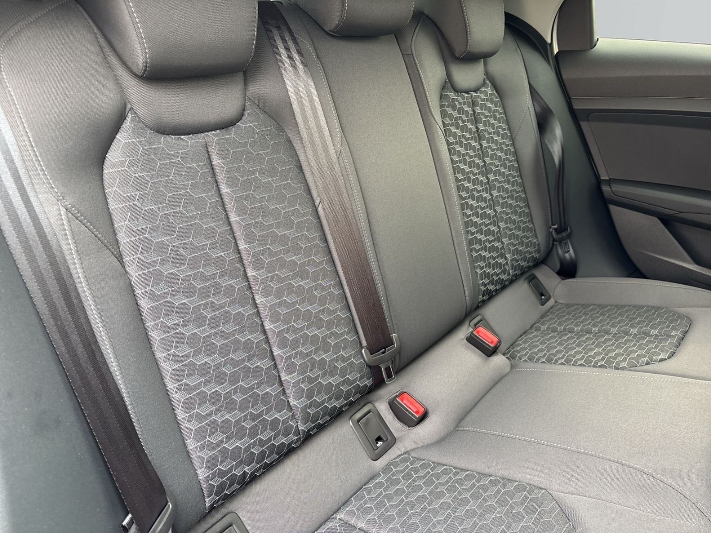 Bild über Audi A1 Sportback advanced 30 TFSI S tronic - für weitere Informationen kontaktieren Sie den Audi Partner