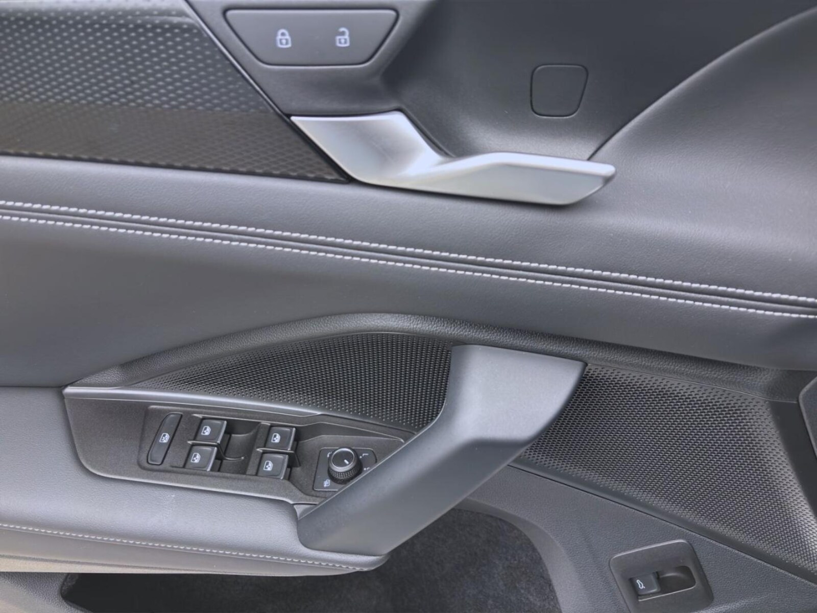 Volkswagen Tiguan – Bild 11