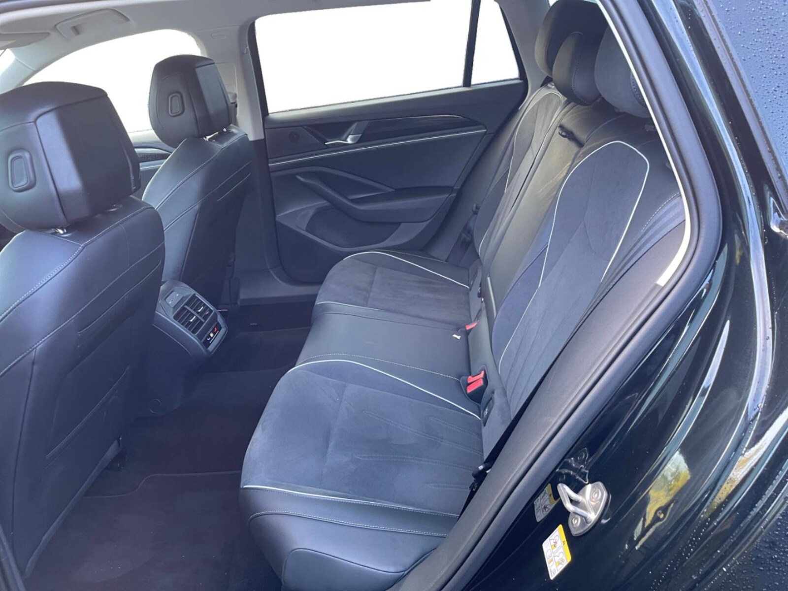 Volkswagen Passat – Bild 12