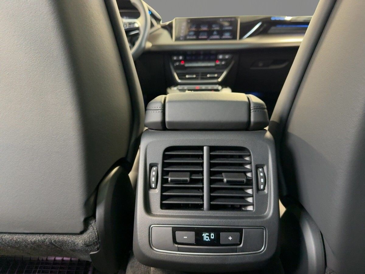Image about Audi e-tron GT e-tron quattro