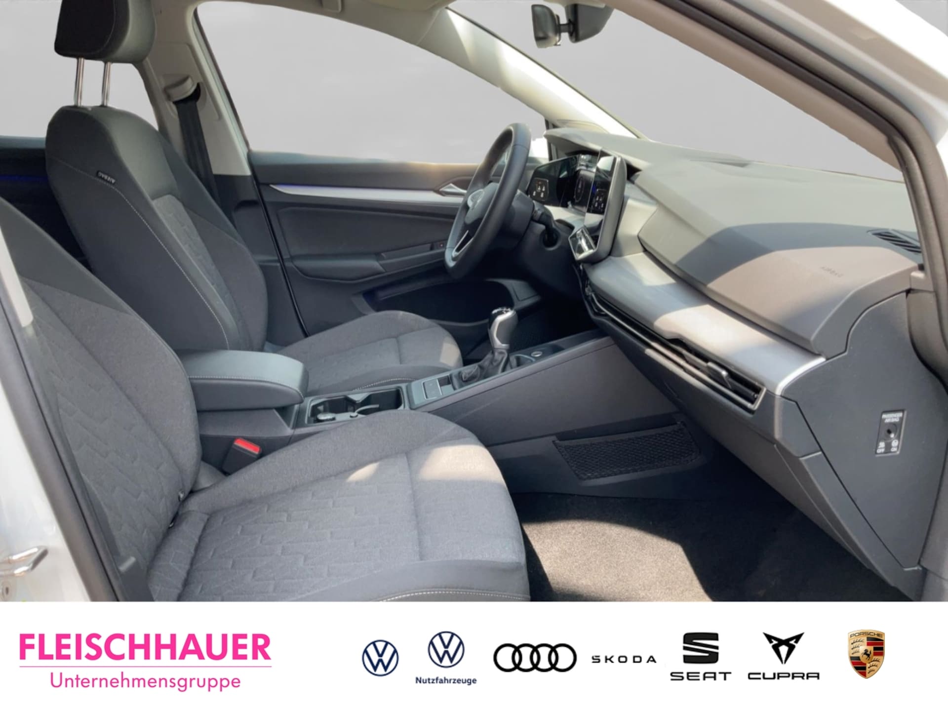 Volkswagen Golf Life