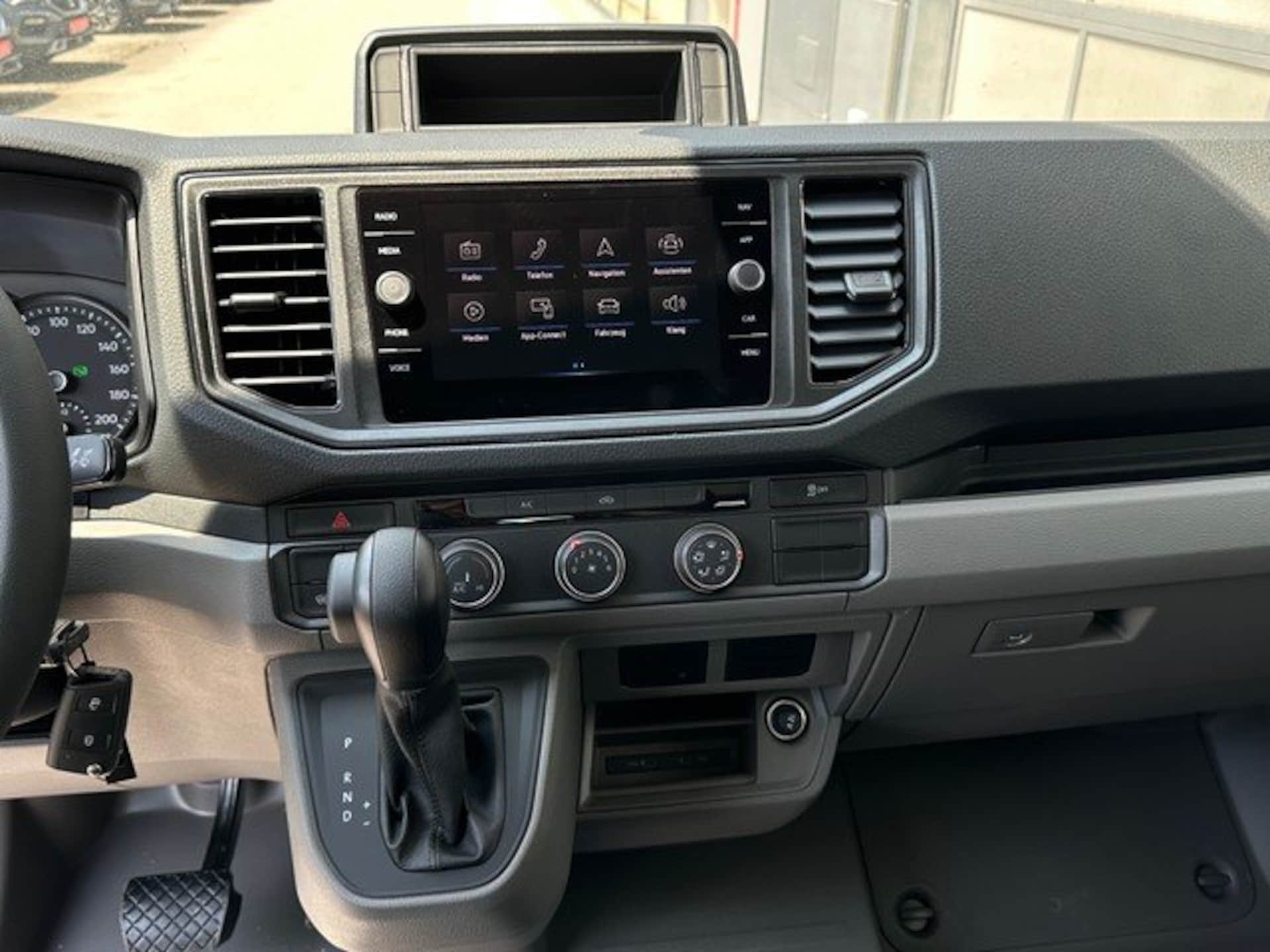 Volkswagen Crafter Doppelkabine mittlerer Radstand