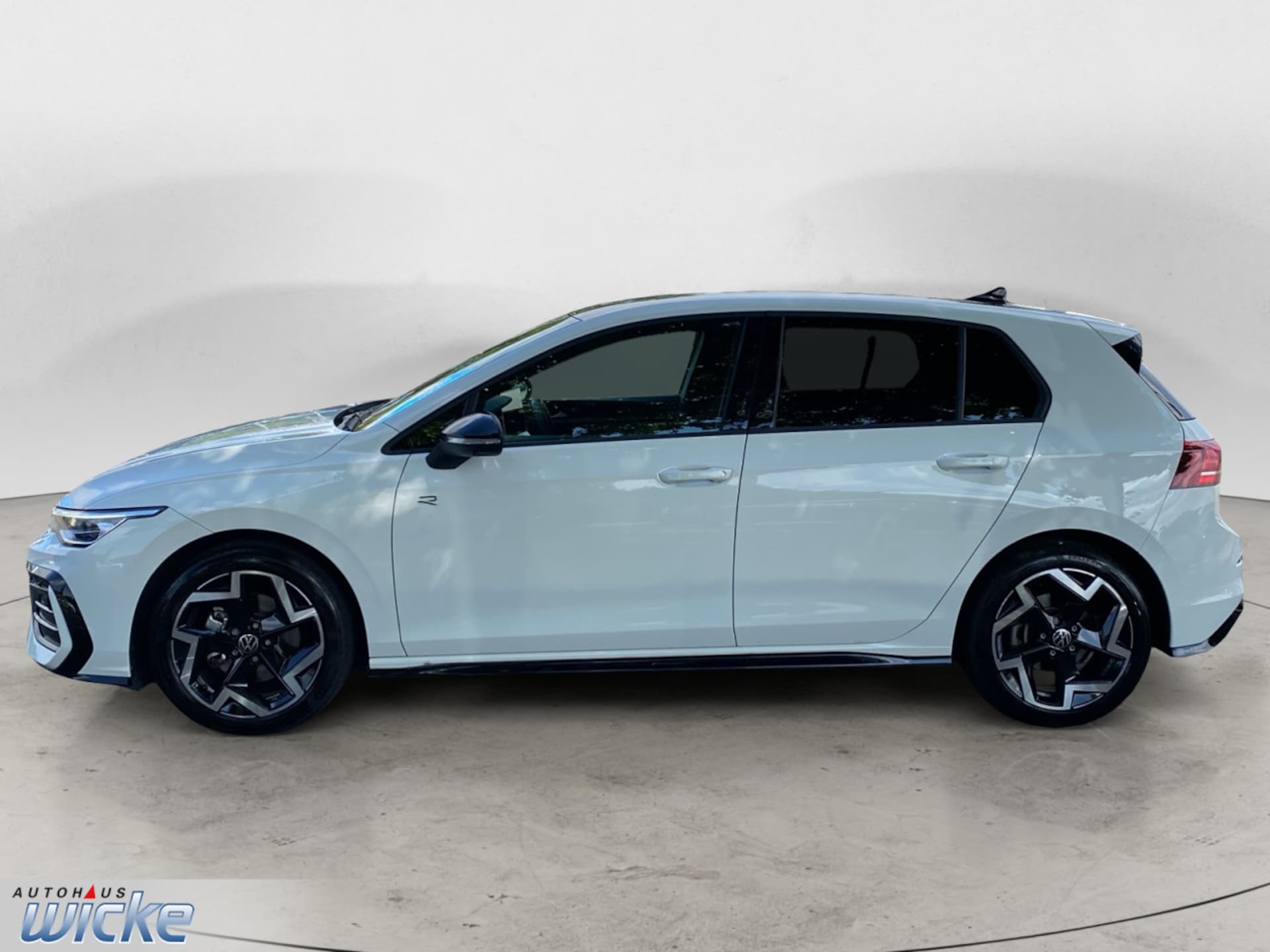 Volkswagen Golf R-Line