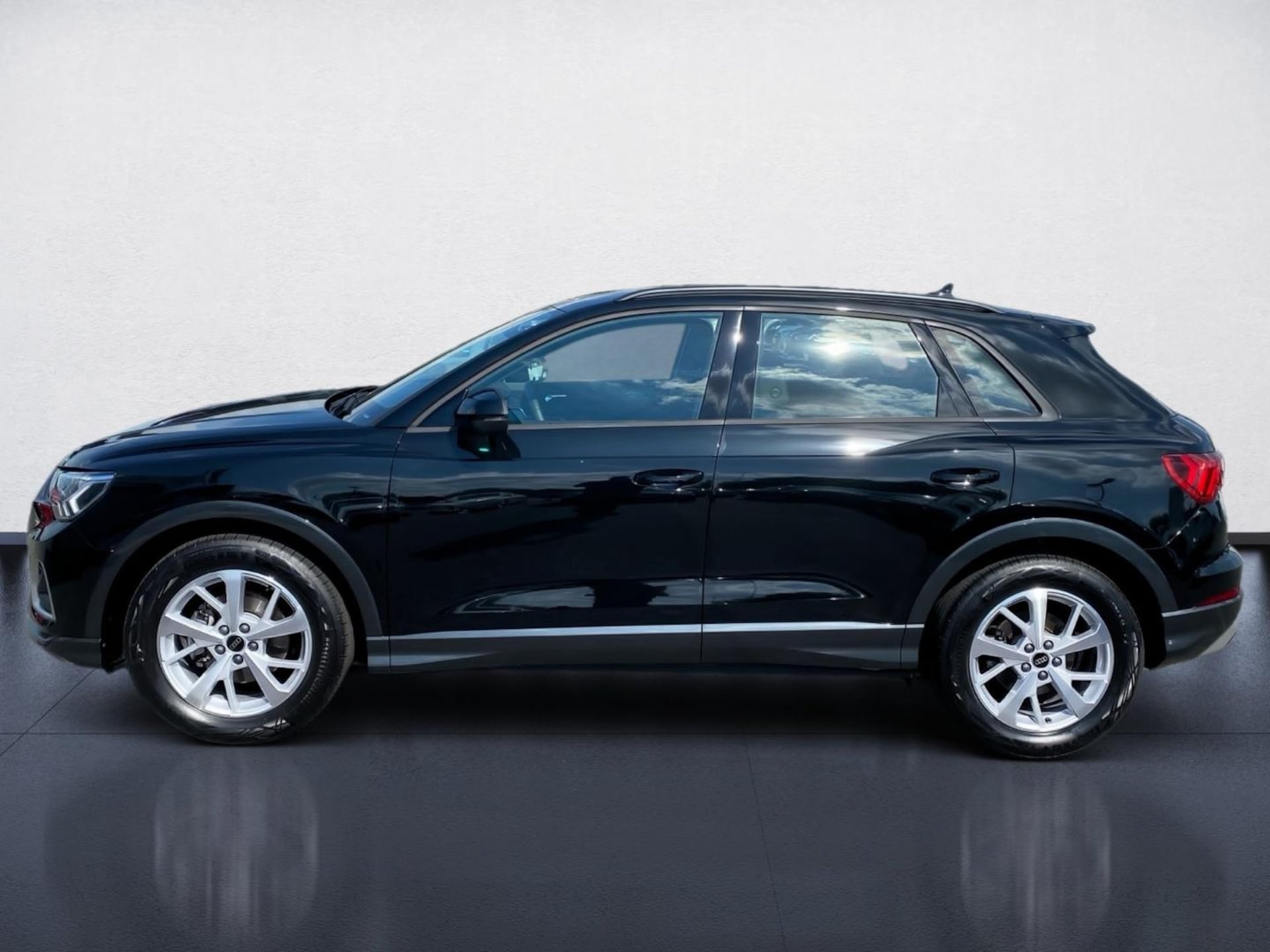 Audi Q3 SUV advanced
