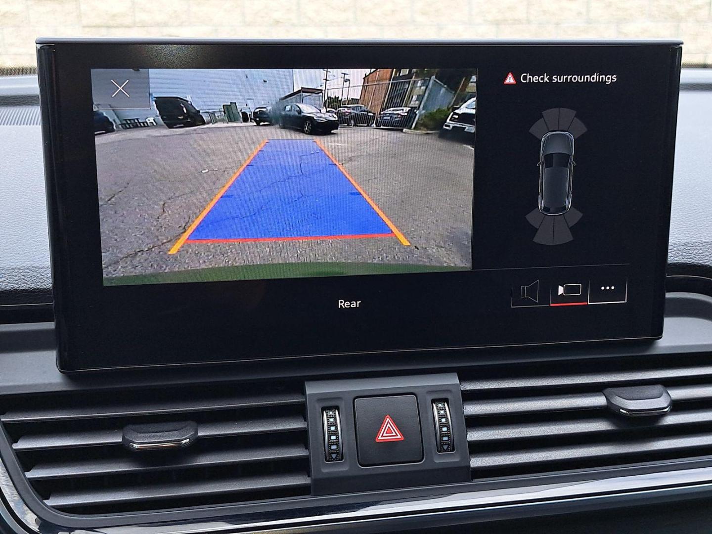 2023 Audi Q5 Premium - Photo 24