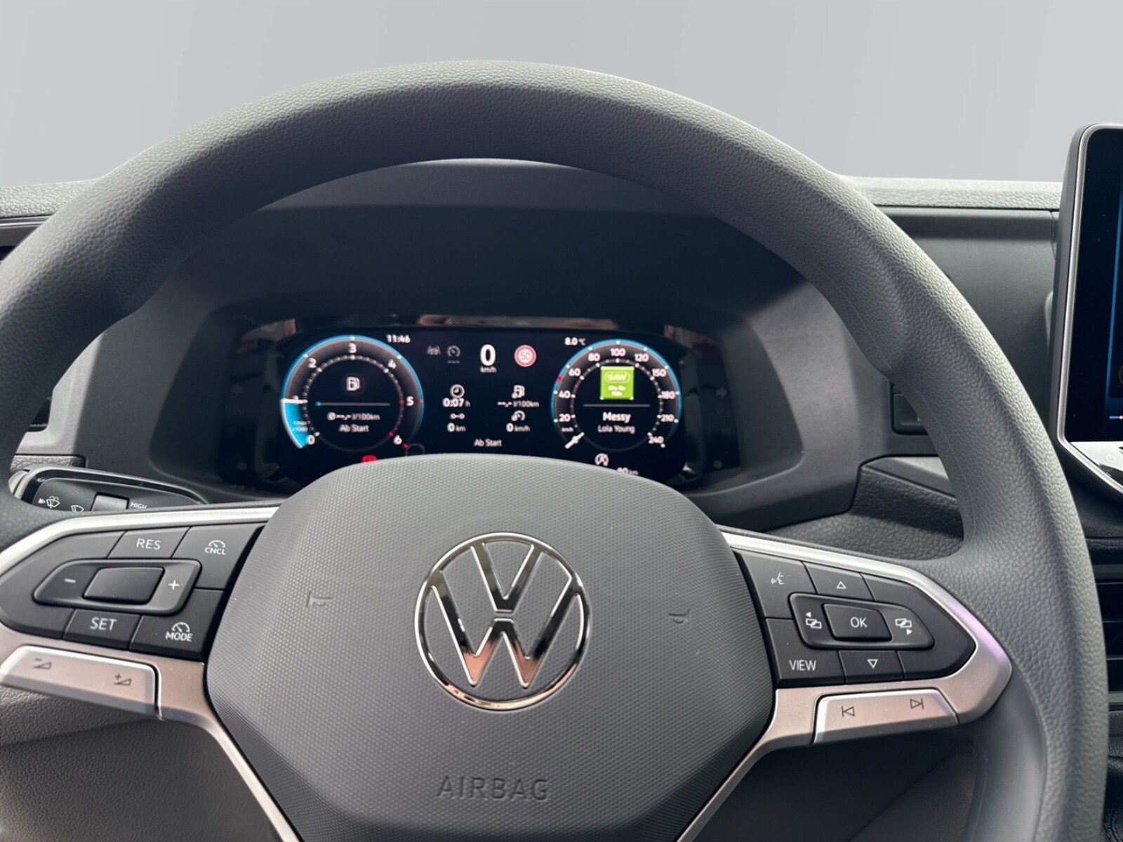 Volkswagen Crafter Kasten langer Radstand – Bild 12