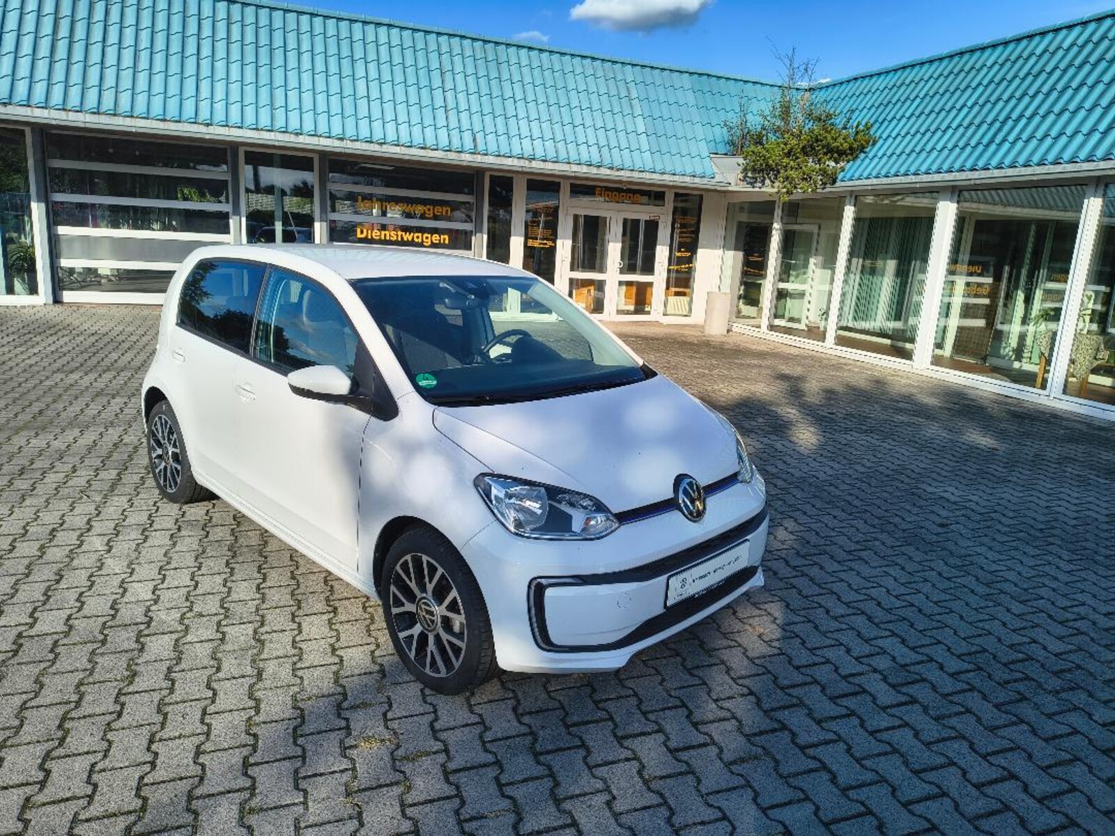 Volkswagen e-up!