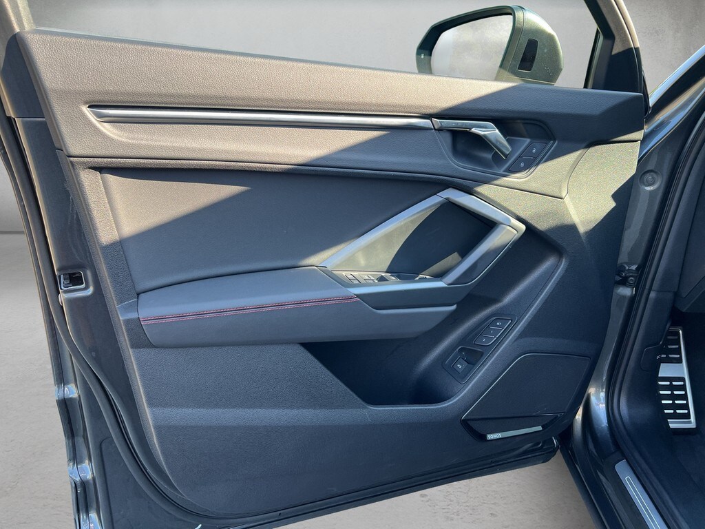 Image about Audi Q3 Sportback S line 45 TFSI quattro S tronic