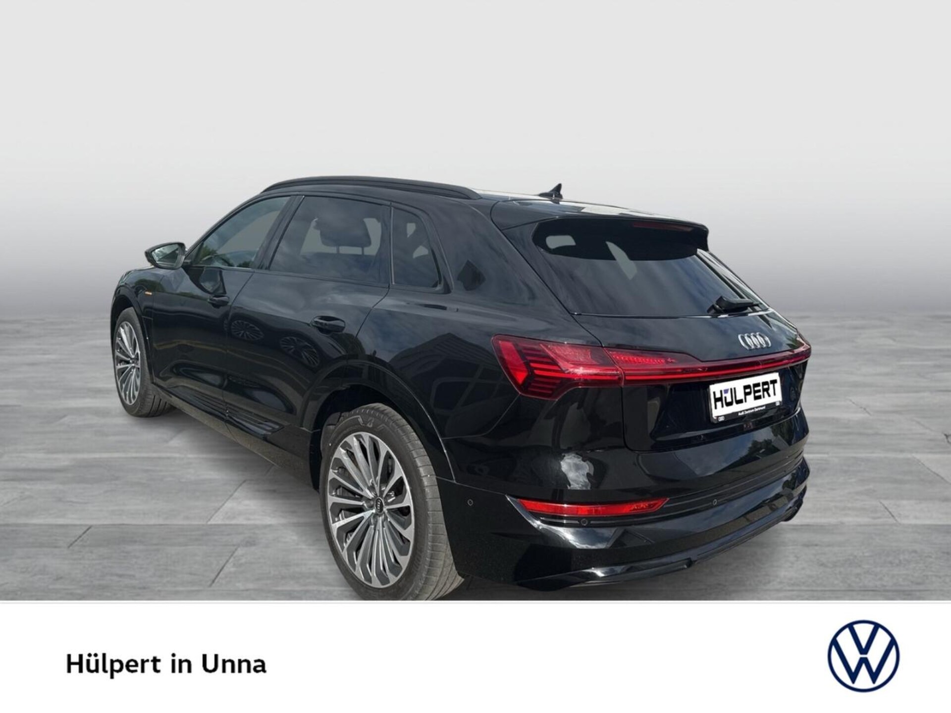 Audi e-tron S line