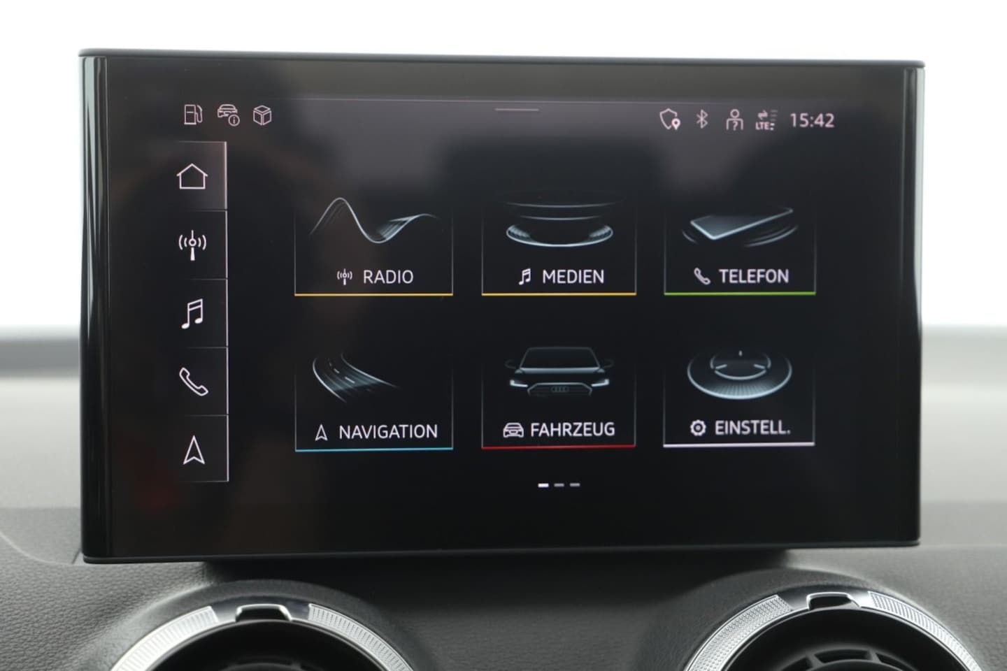 Bild über Audi Q2 advanced 30 TFSI Schaltgetriebe - für weitere Informationen kontaktieren Sie den Audi Partner