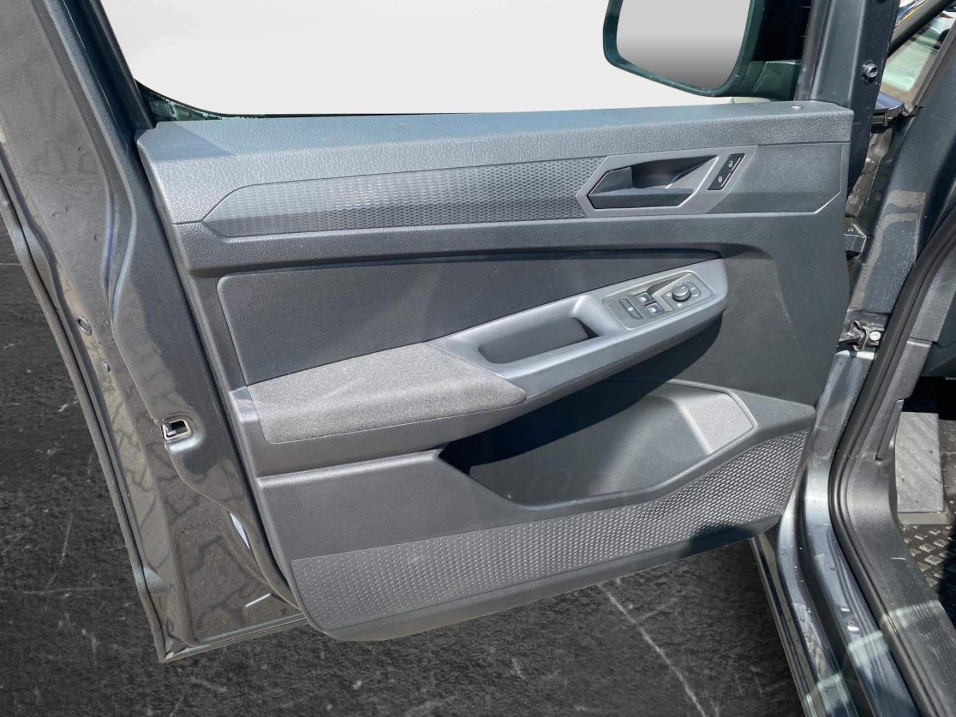 Volkswagen Caddy Basis-Modell