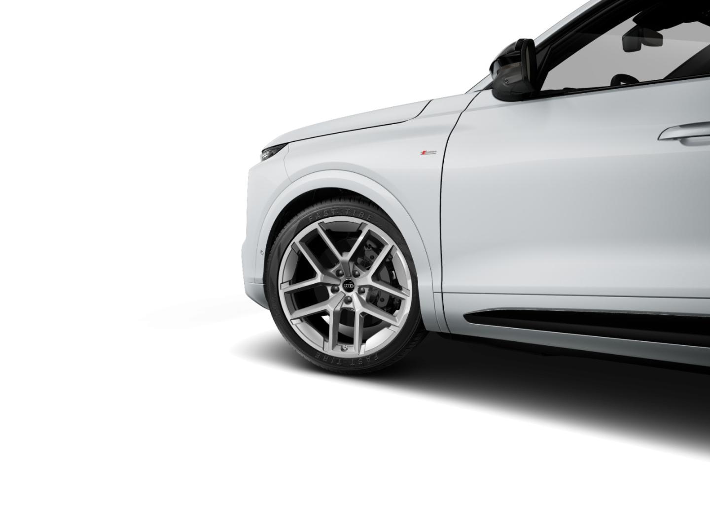 Bild über Audi Q7 SUV TDI quattro 220 kW tiptronic - für weitere Informationen kontaktieren Sie den Audi Partner