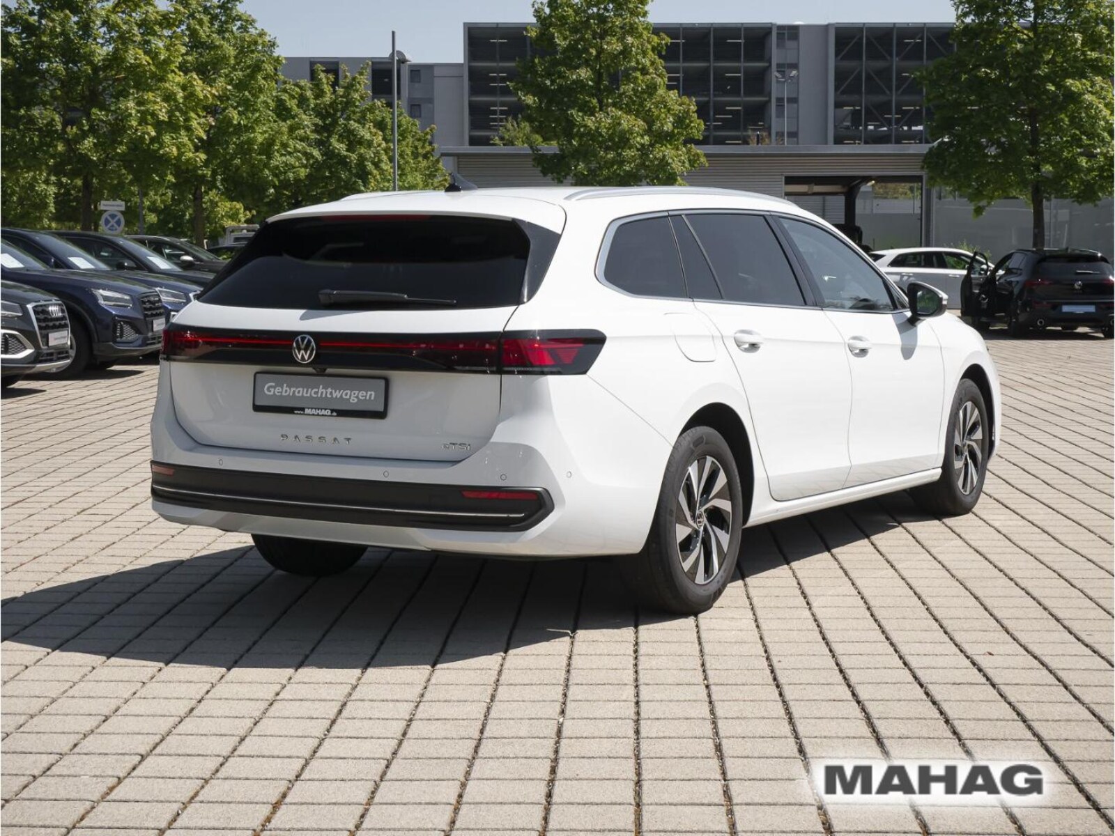 Volkswagen Passat – Bild 6