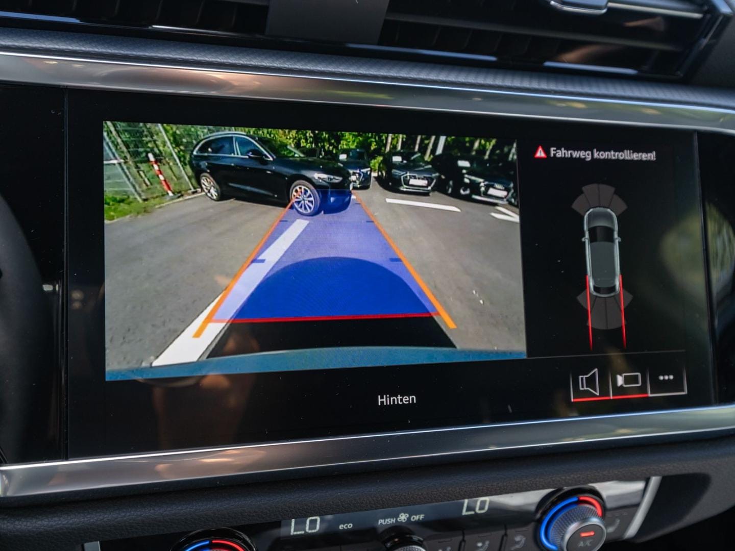 Bild über Audi Q3 Sportback S line 35 TDI S tronic - für weitere Informationen kontaktieren Sie den Audi Partner