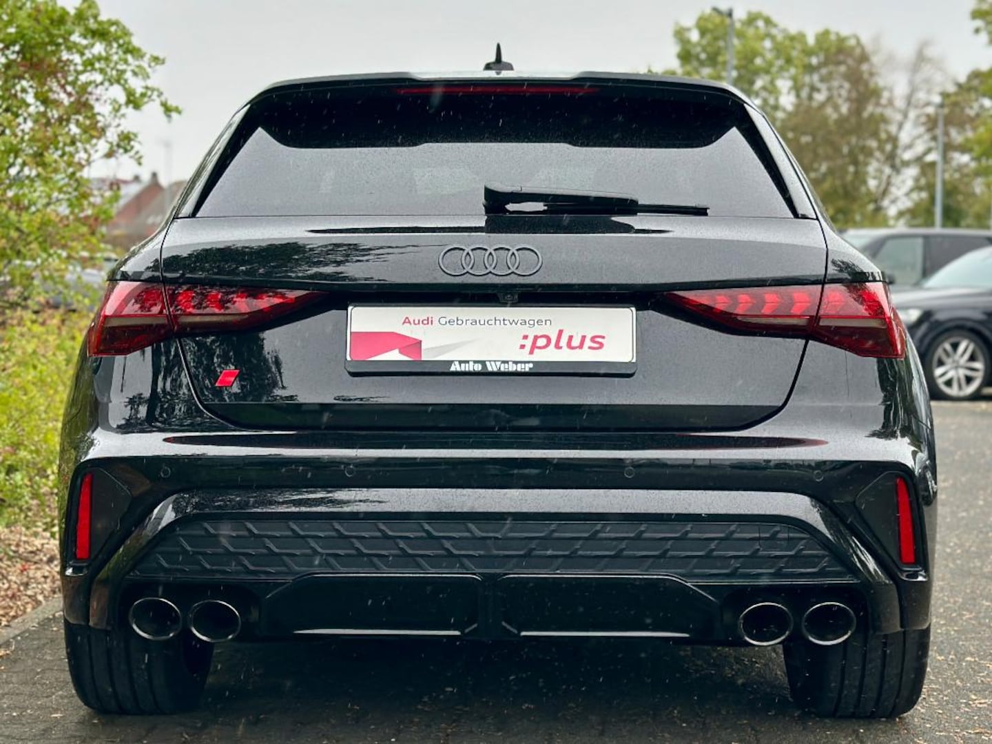Bild über Audi S3 Sportback TFSI quattro S tronic - für weitere Informationen kontaktieren Sie den Audi Partner