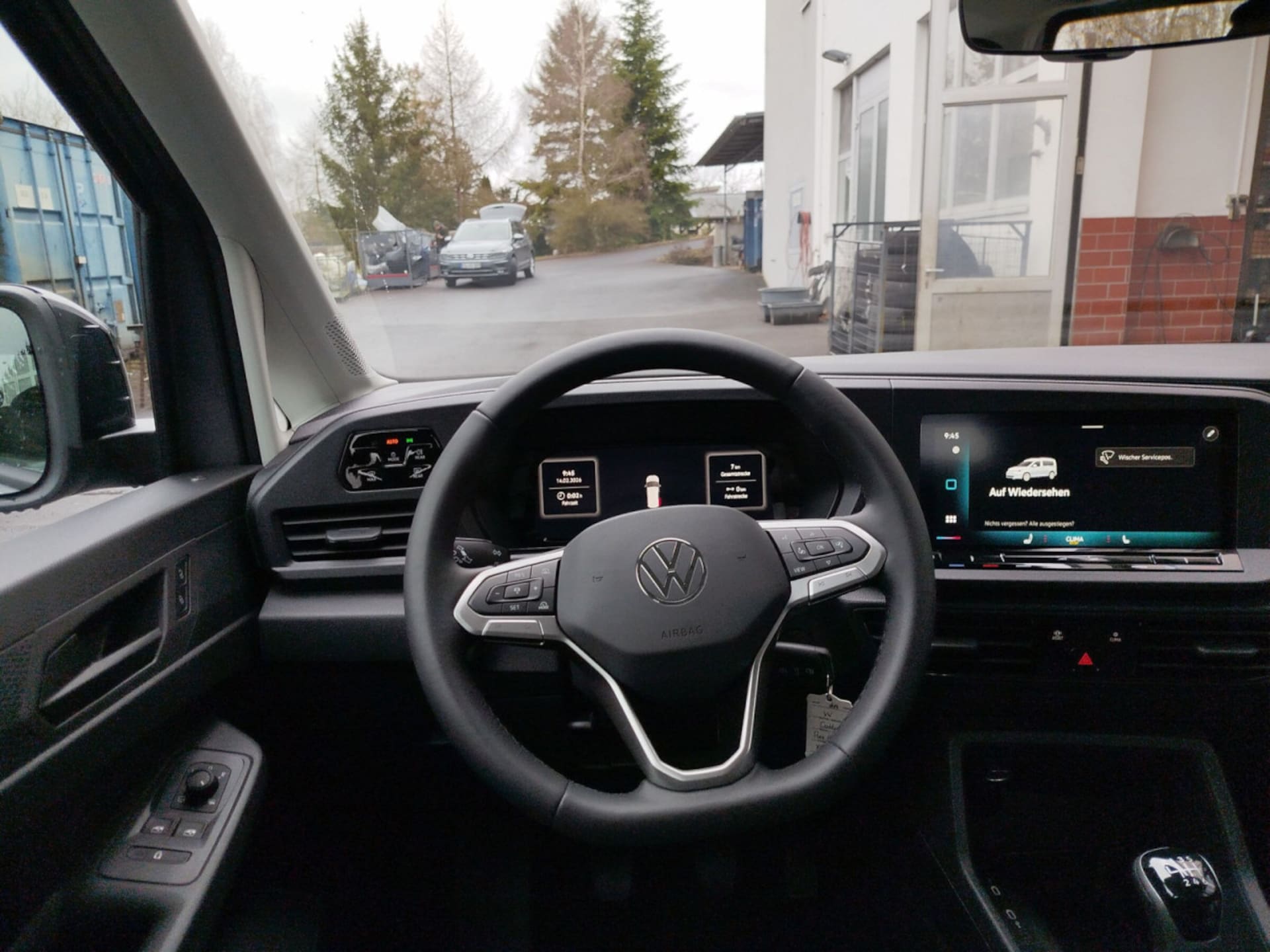Volkswagen Caddy Basis-Modell