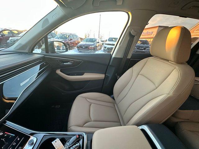 2025 Audi Q7 Premium Plus - Photo 19