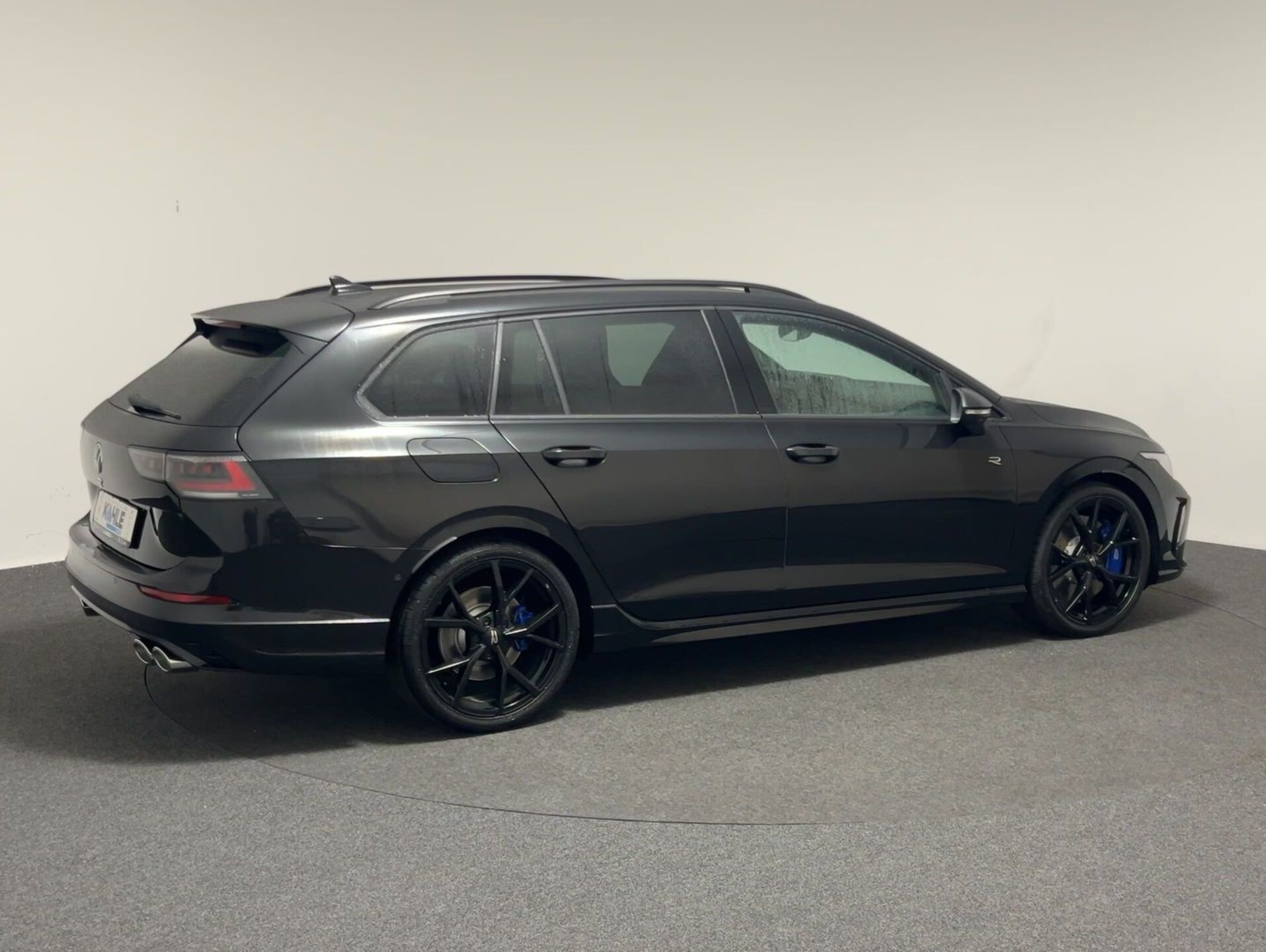 Volkswagen Golf Variant R