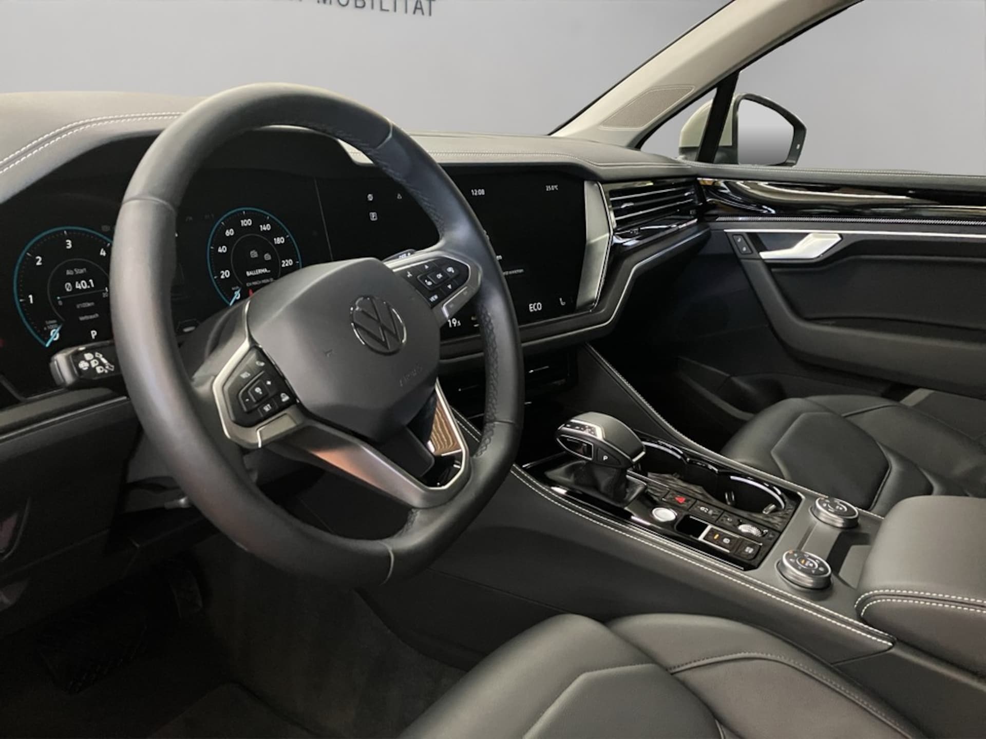 Volkswagen Touareg Basis-Modell