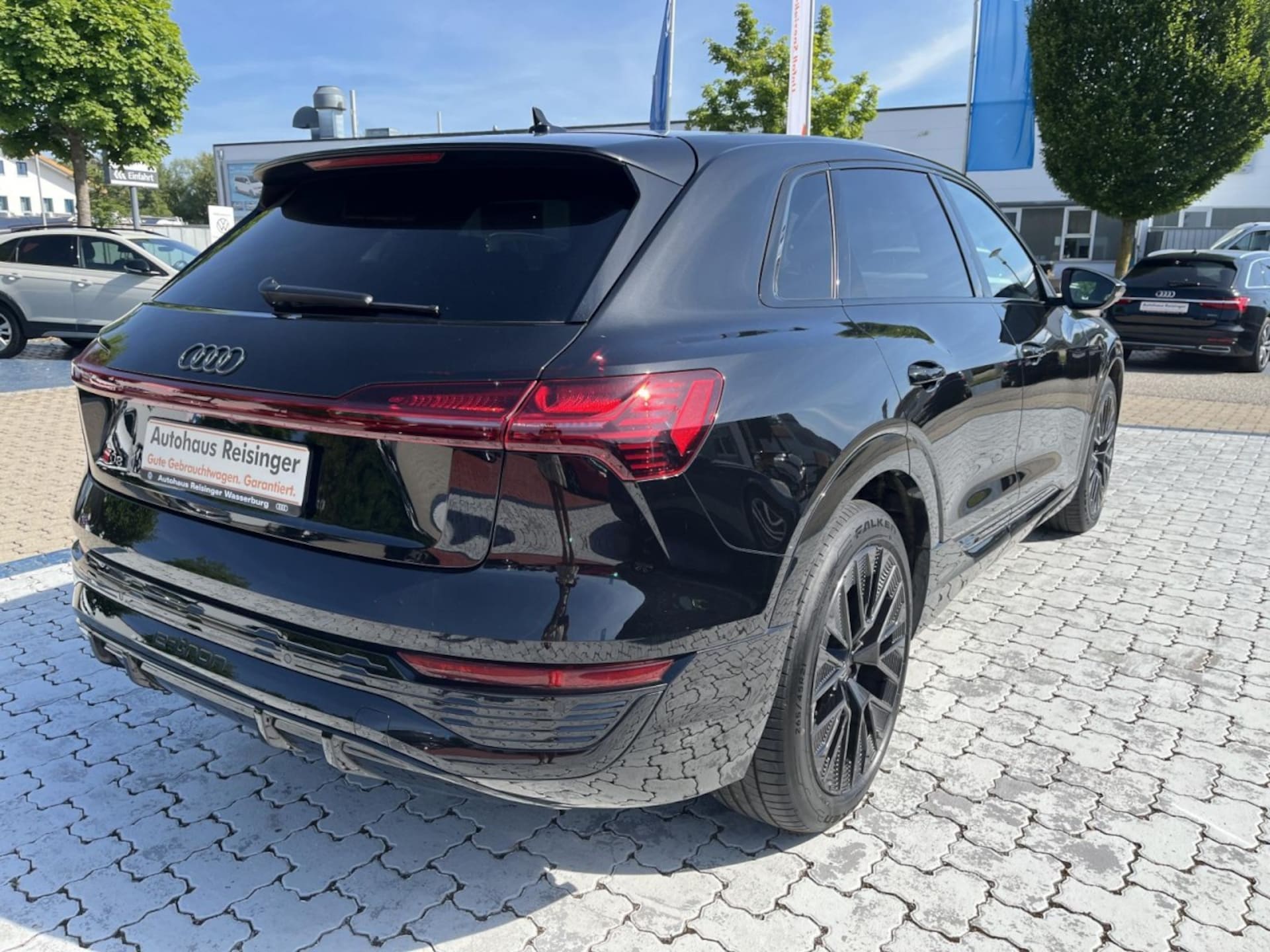 Audi Q8 e-tron S line