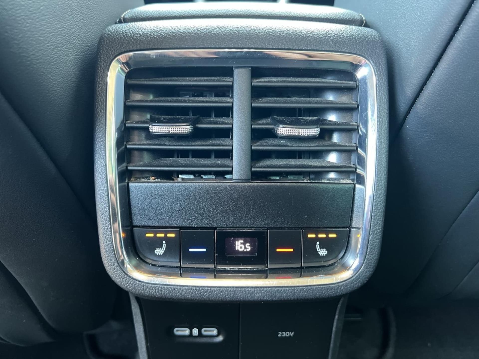 Skoda Octavia Combi SCOUT