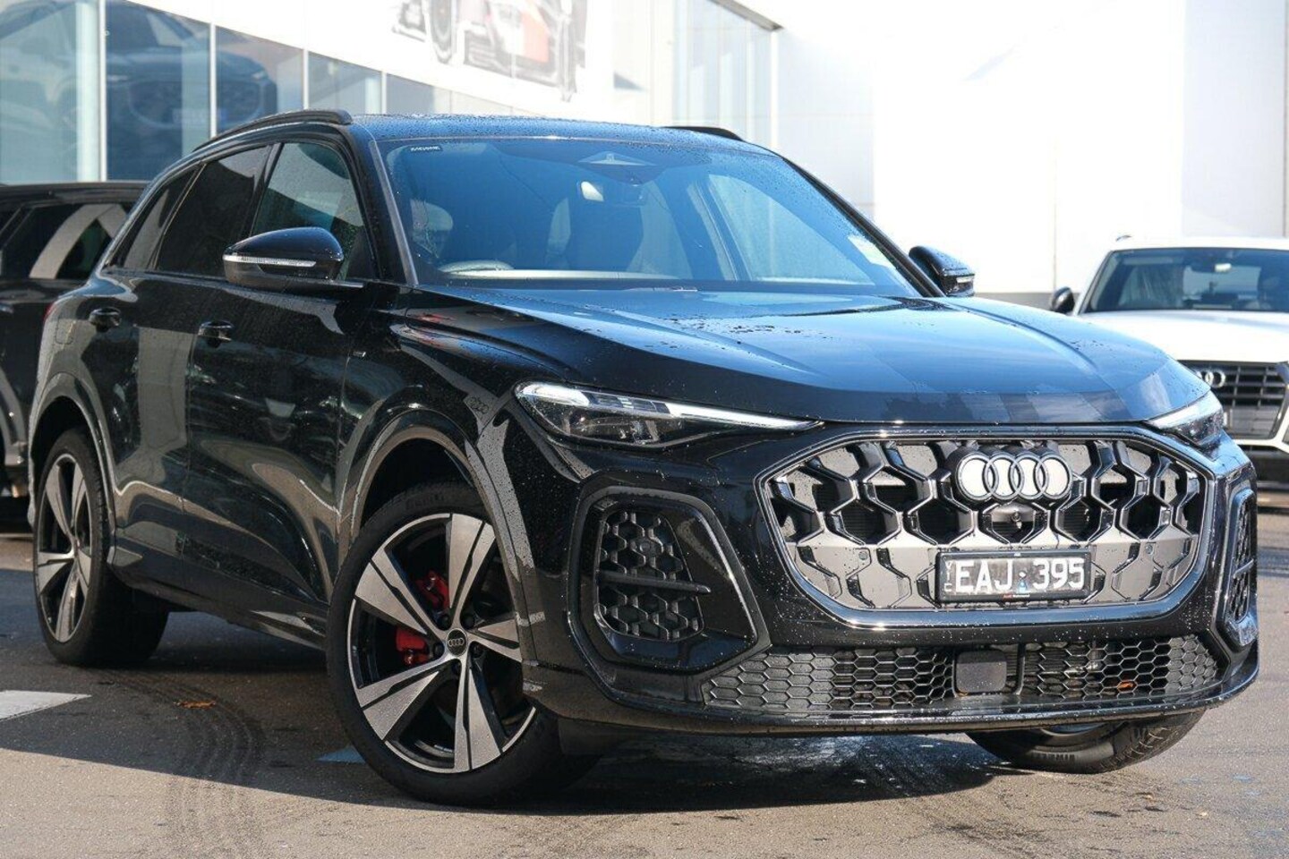 Image about Audi Q5 SUV e-hybrid quattro S tronic